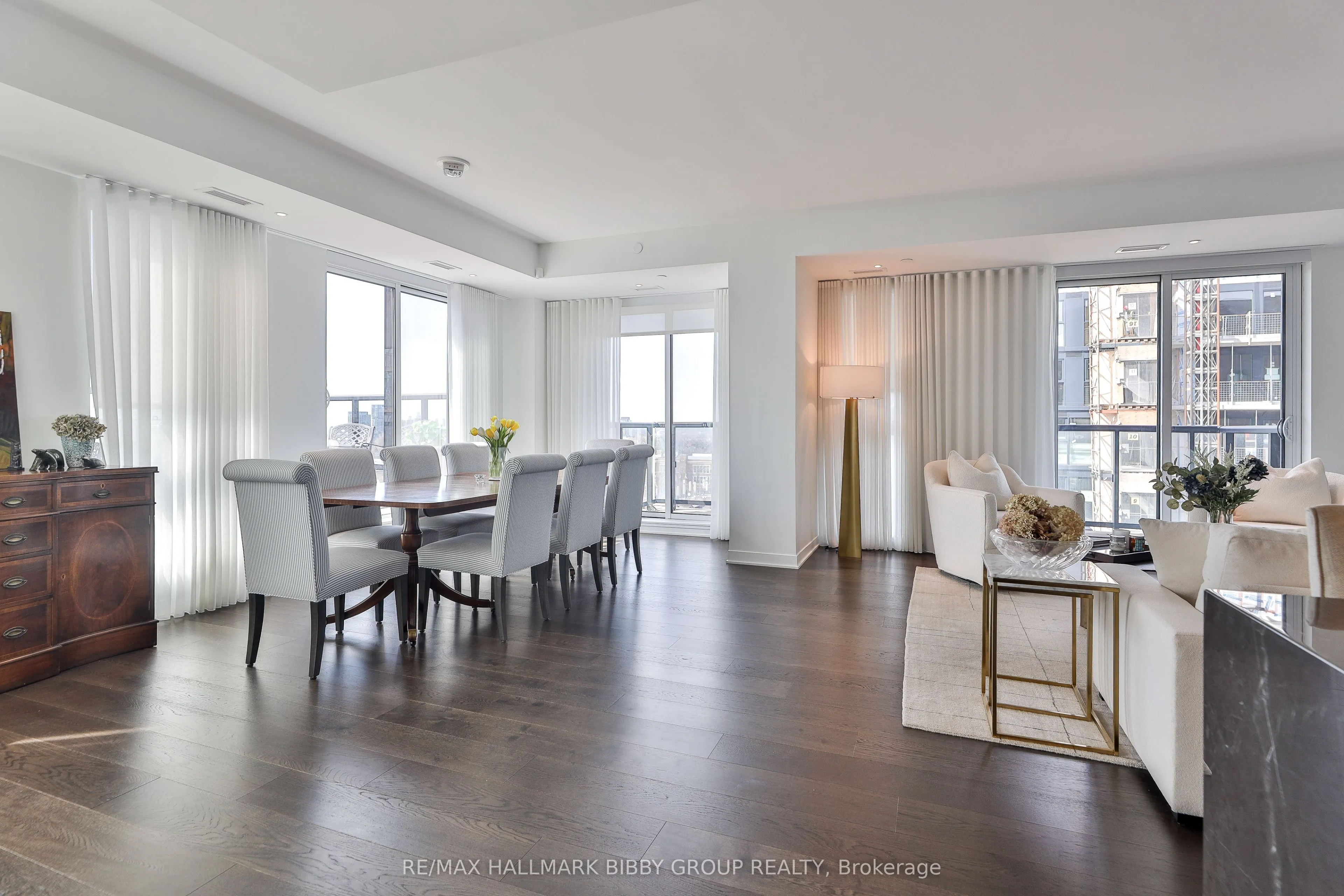 185 Alberta Avenue #1105