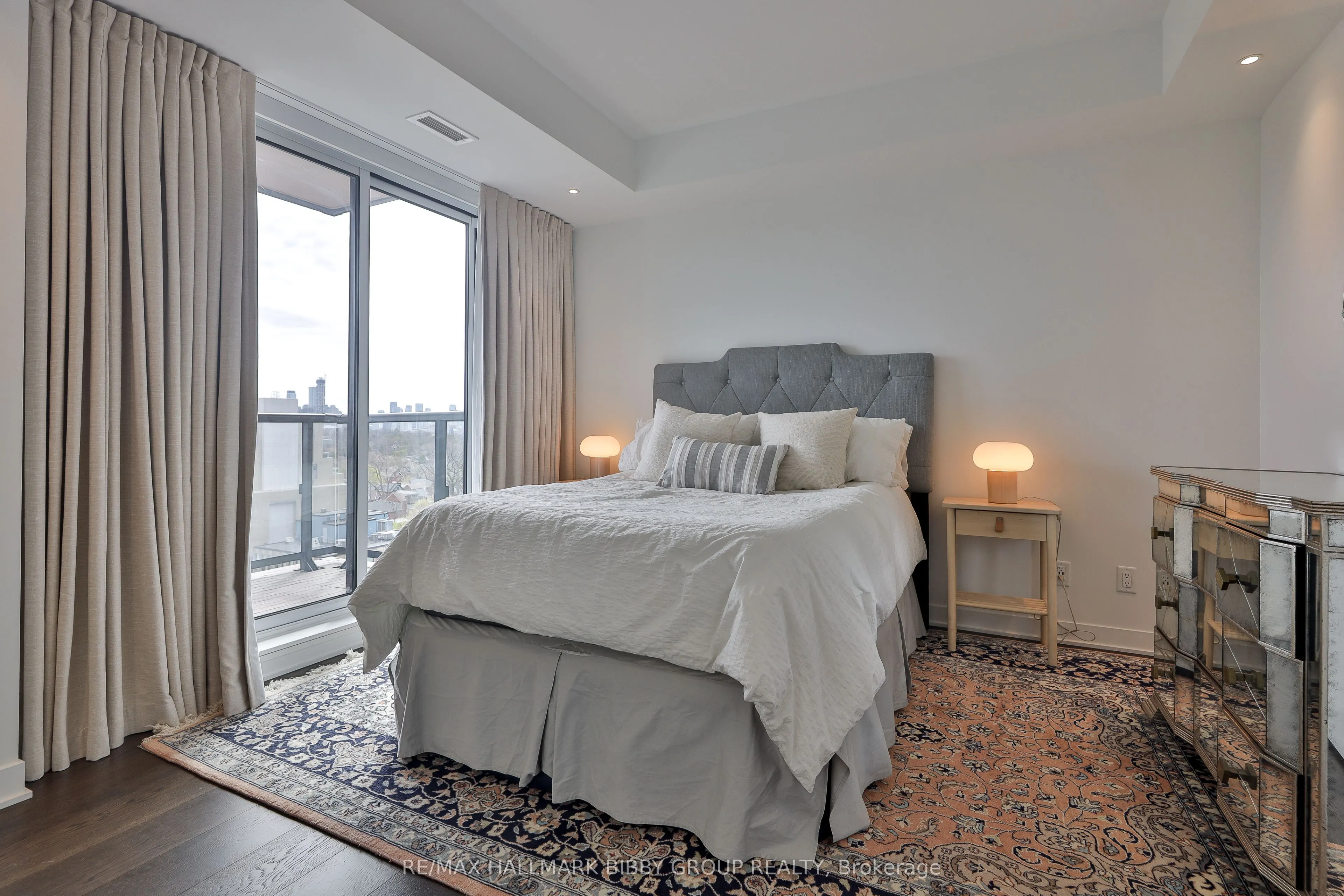 185 Alberta Avenue #1105