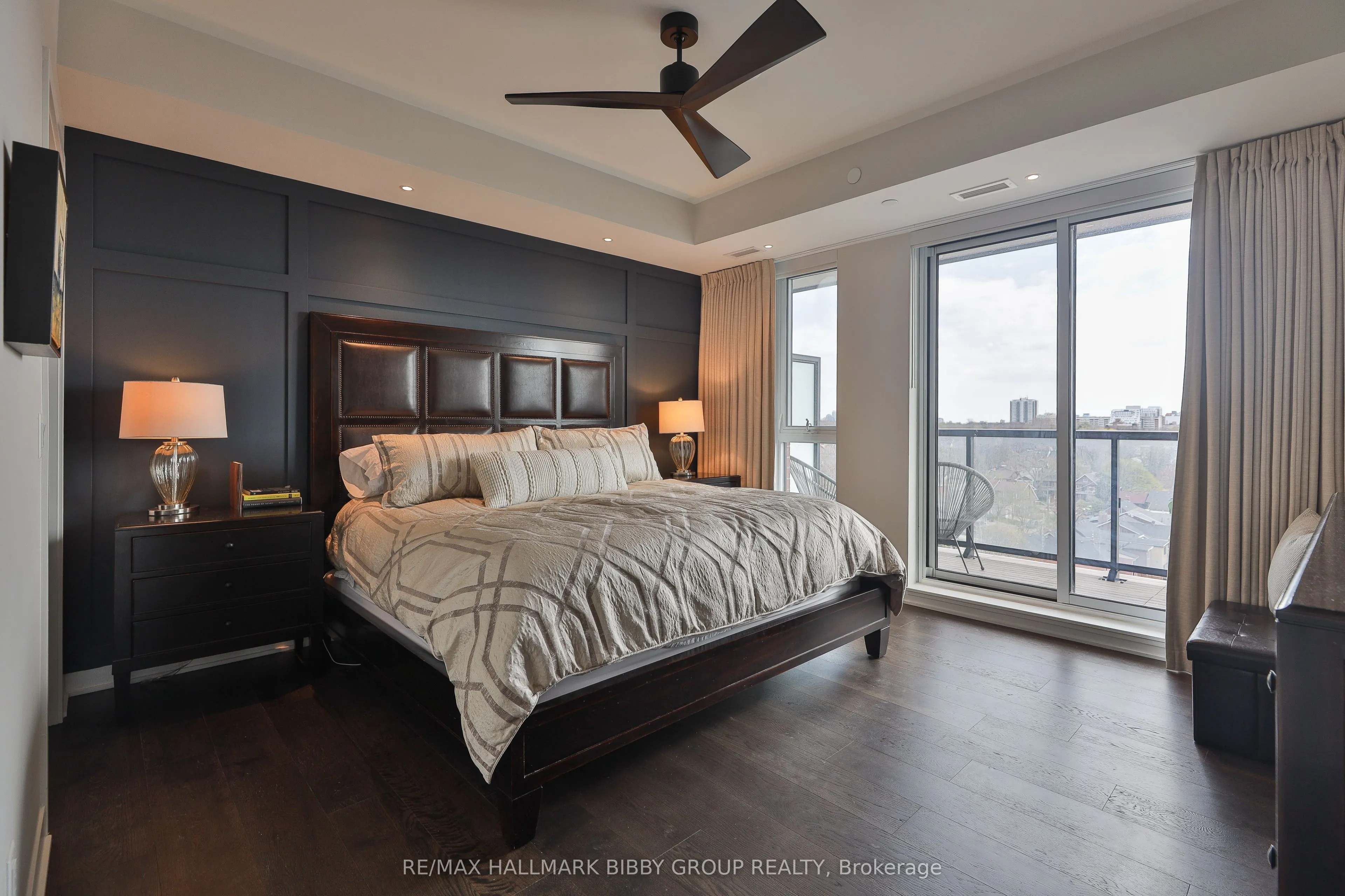 185 Alberta Avenue #1105
