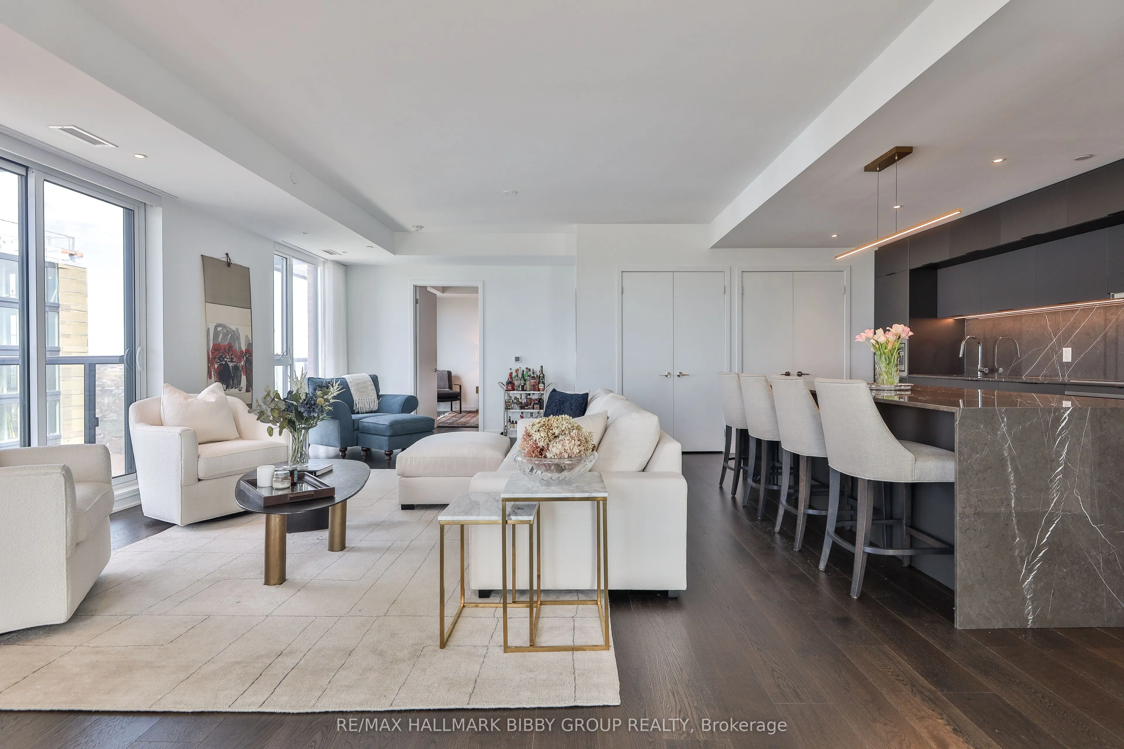 185 Alberta Avenue #1105