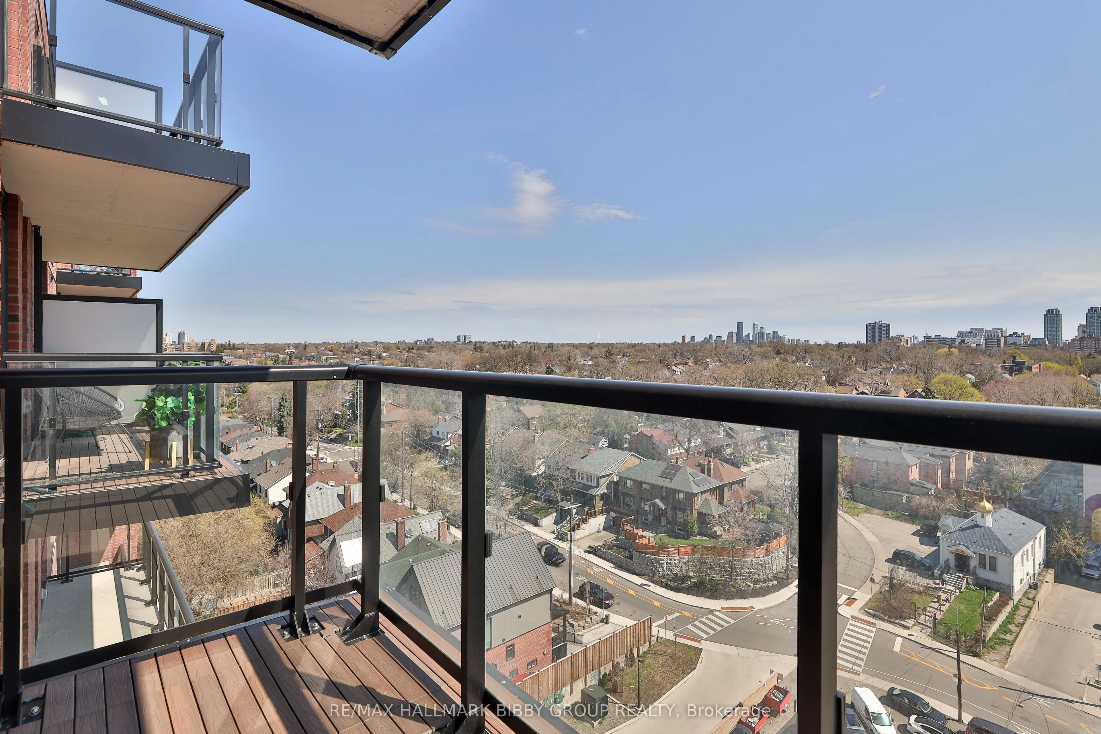 185 Alberta Avenue #1105
