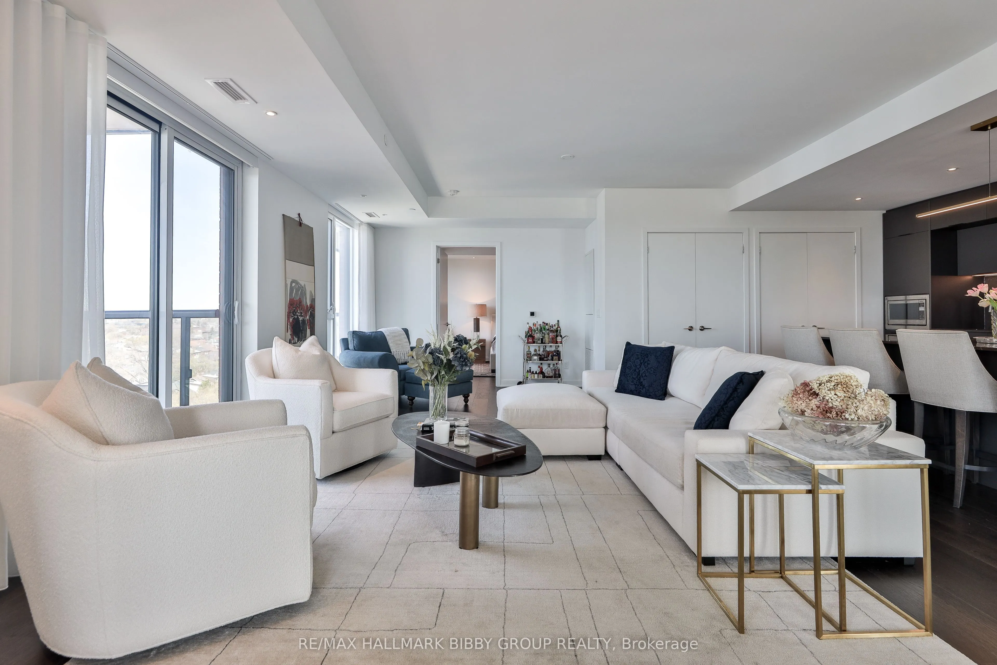 185 Alberta Avenue #1105