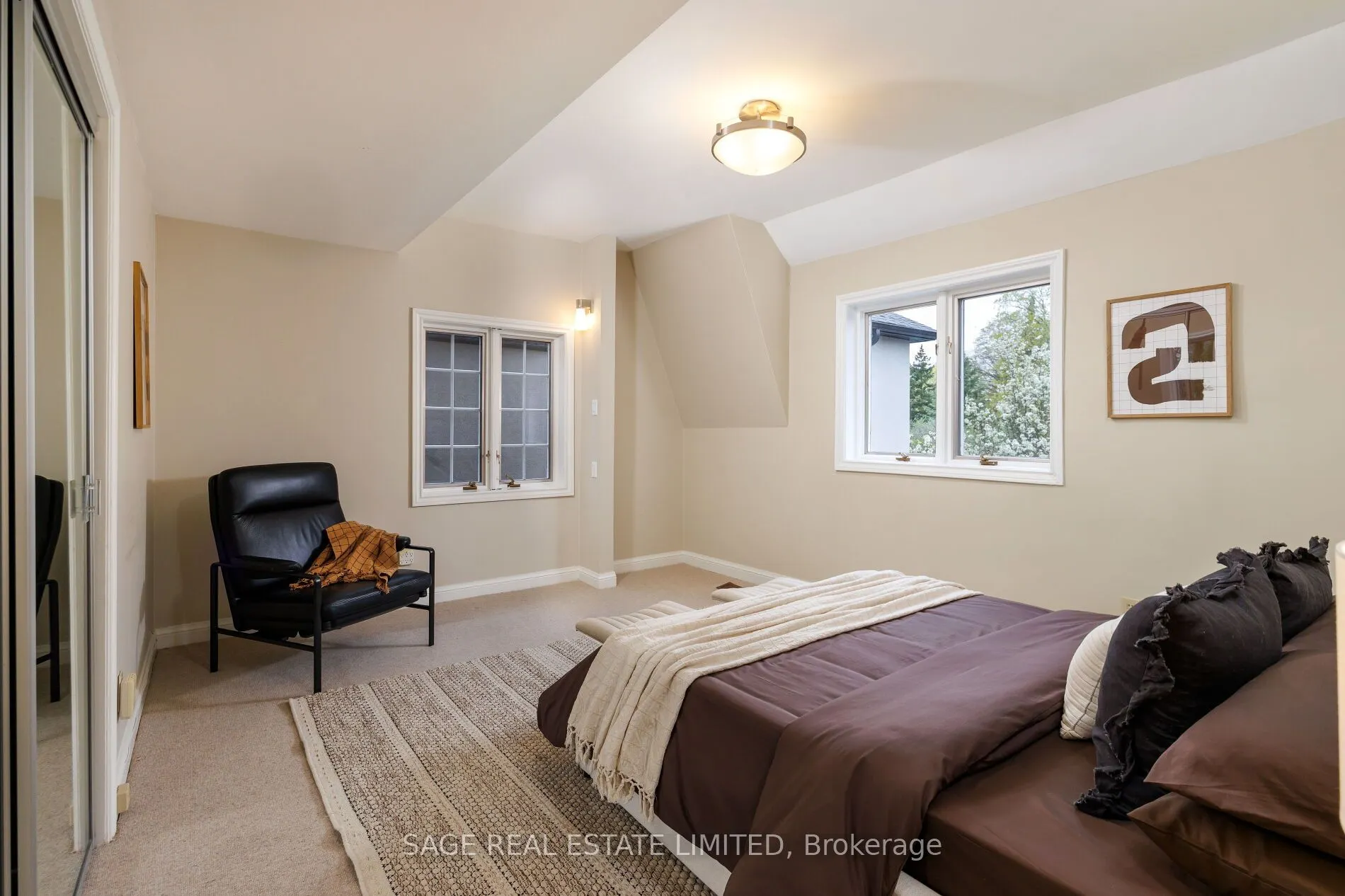 124 Blythwood Road
