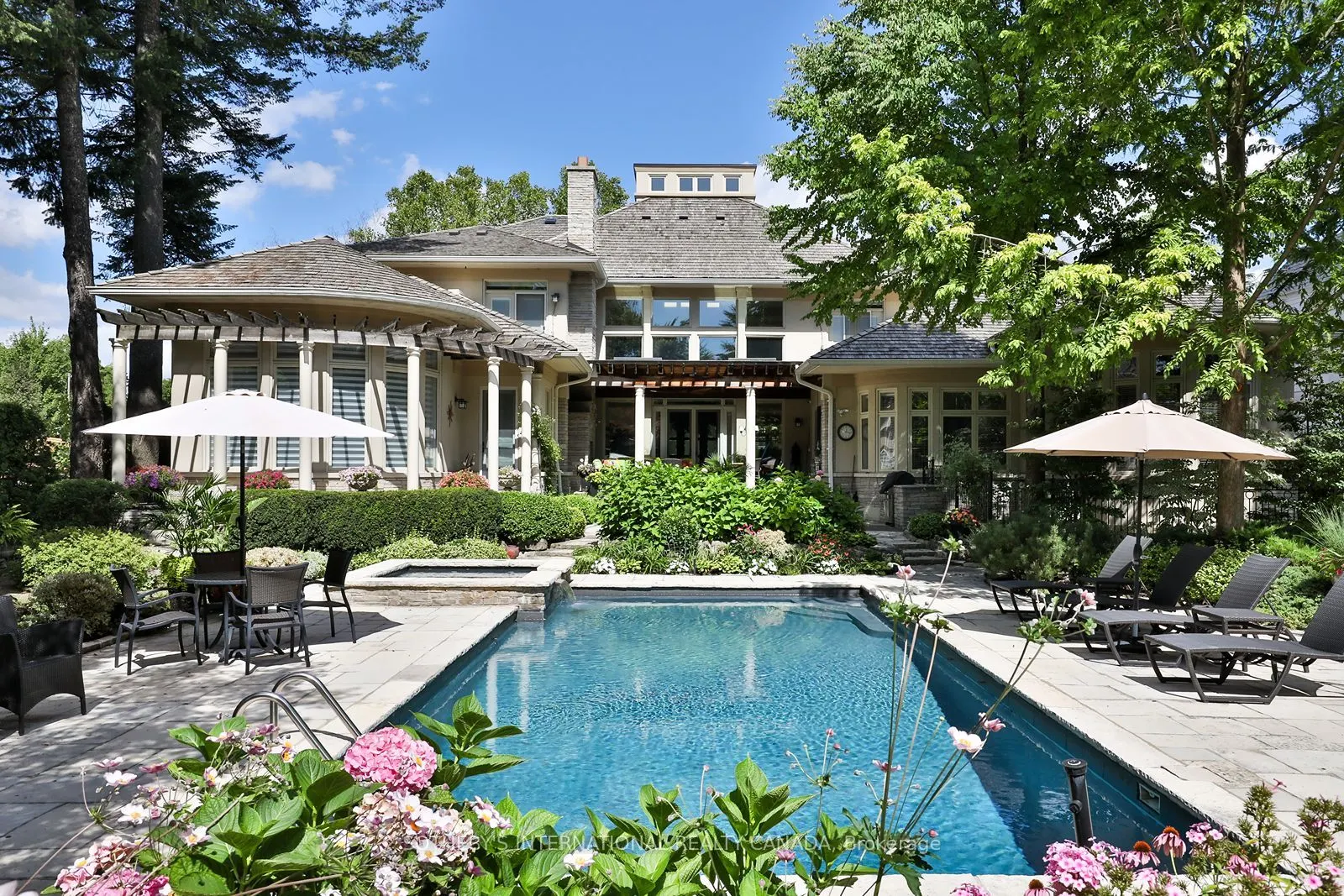 23 Country Lane