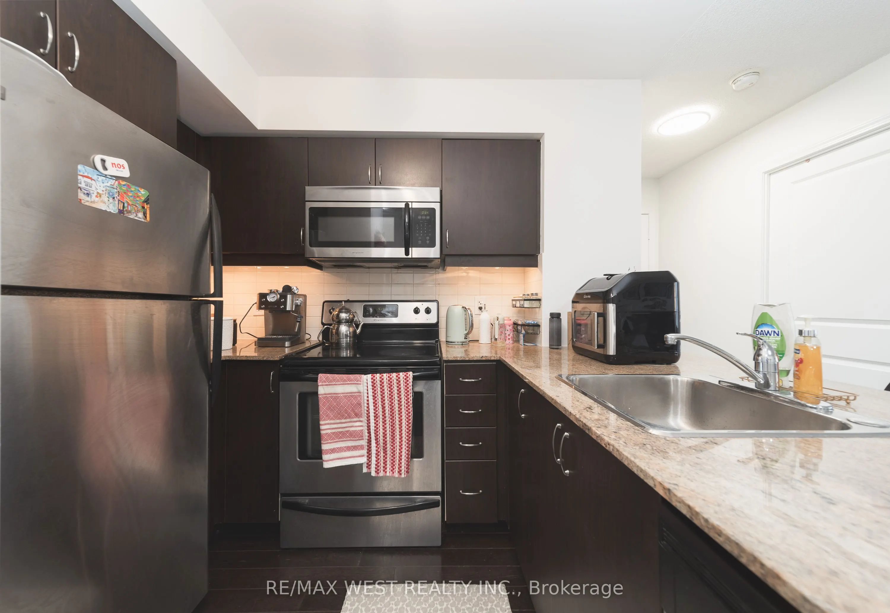 27 Rean Drive #524