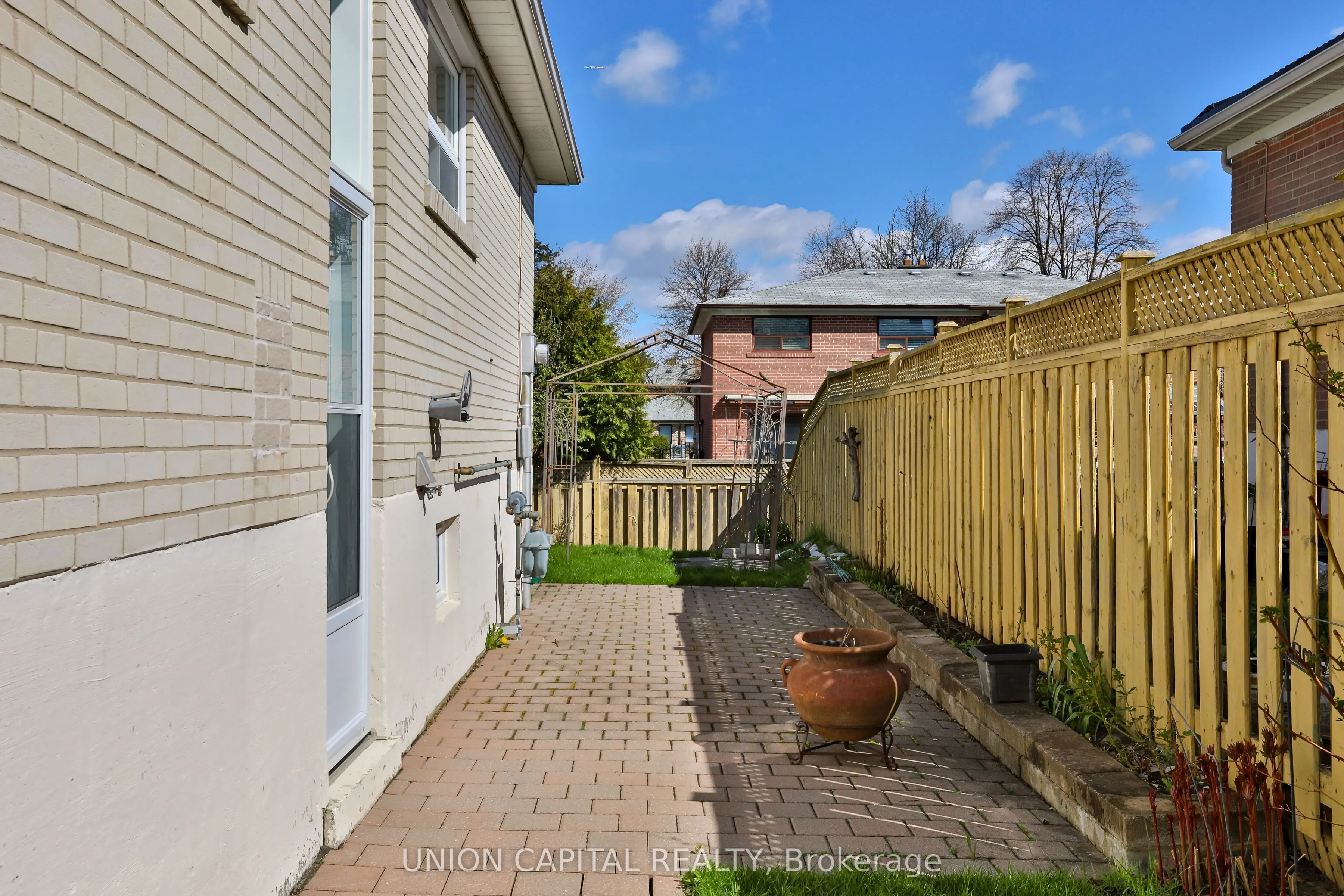 168 Old Sheppard Avenue #Basement