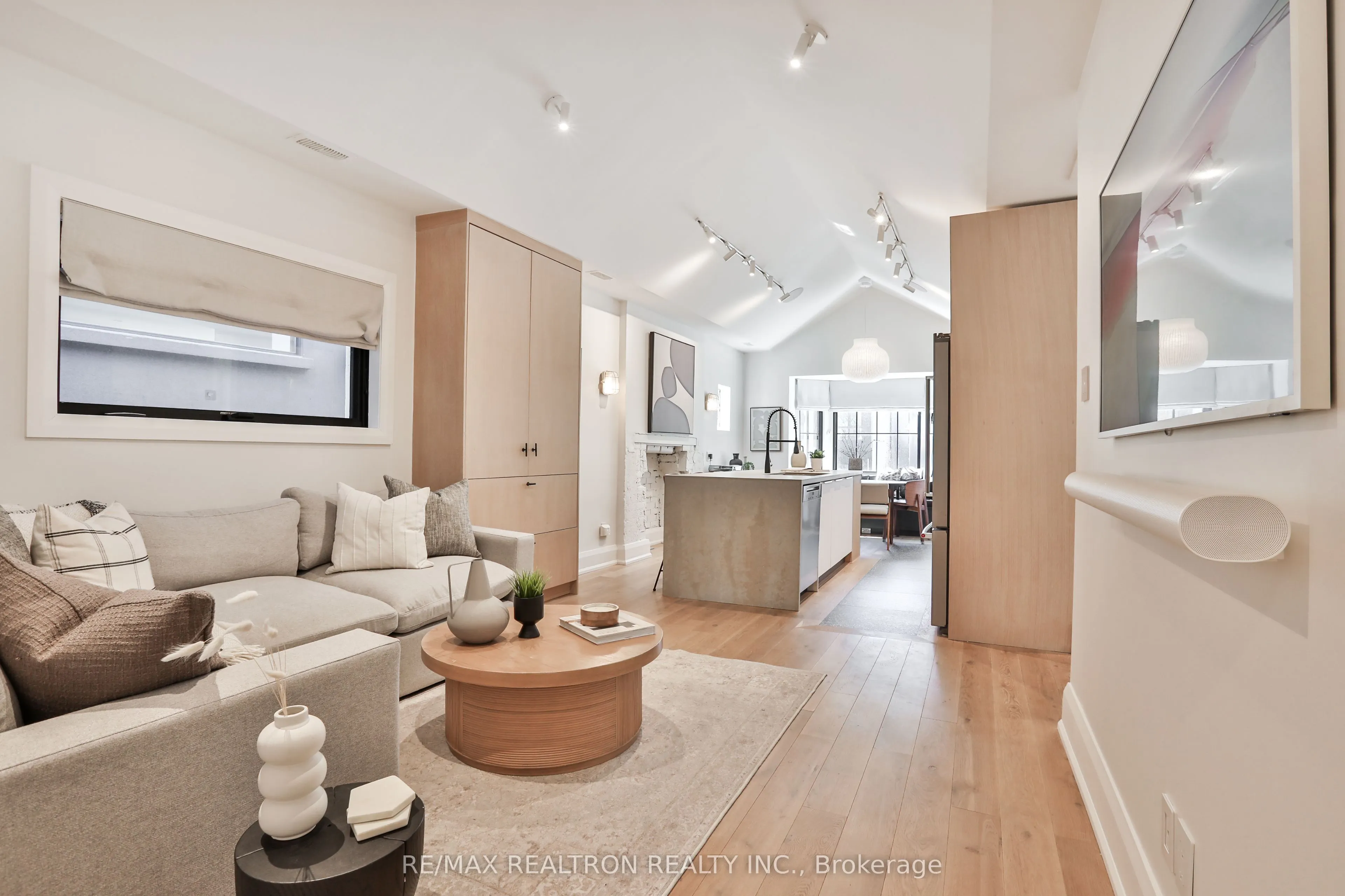 46 Gloucester Grove