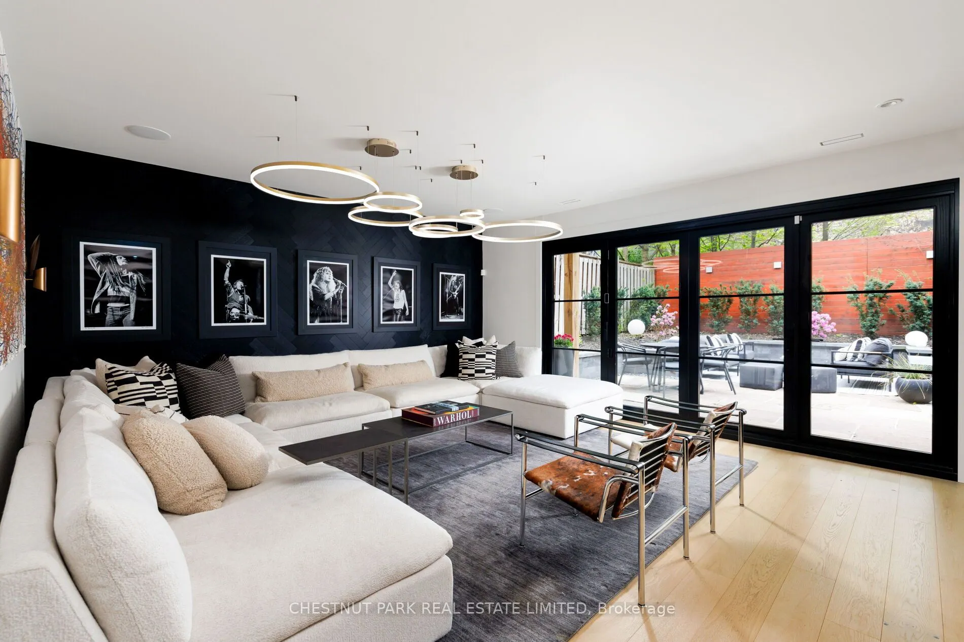 27 Boswell Avenue