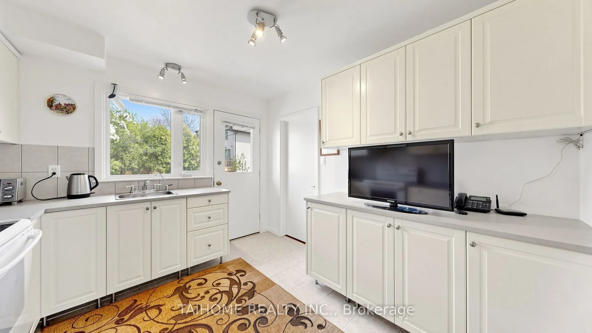 72 Bowerbank Drive