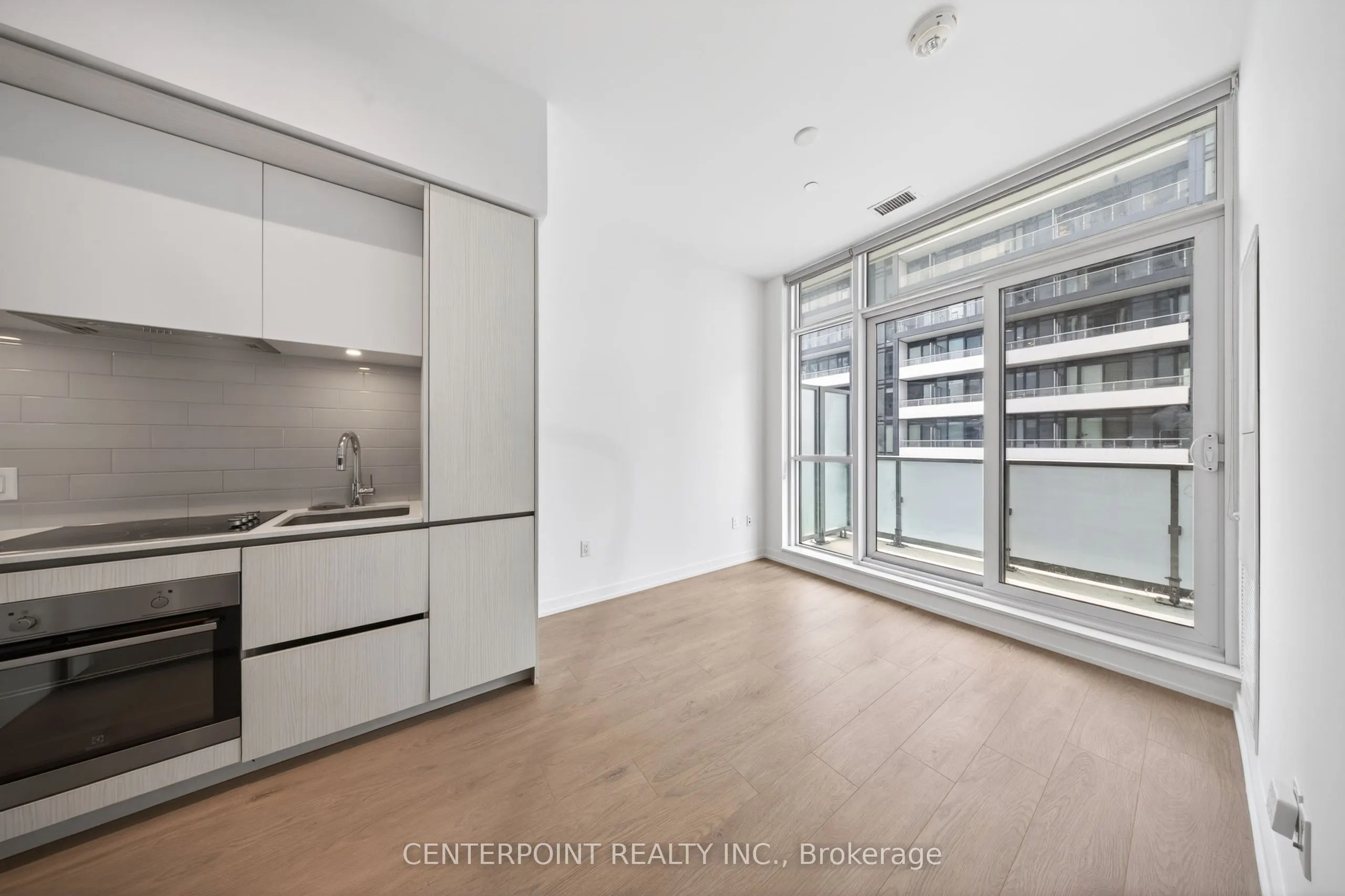 34 Tubman Avenue #1102E