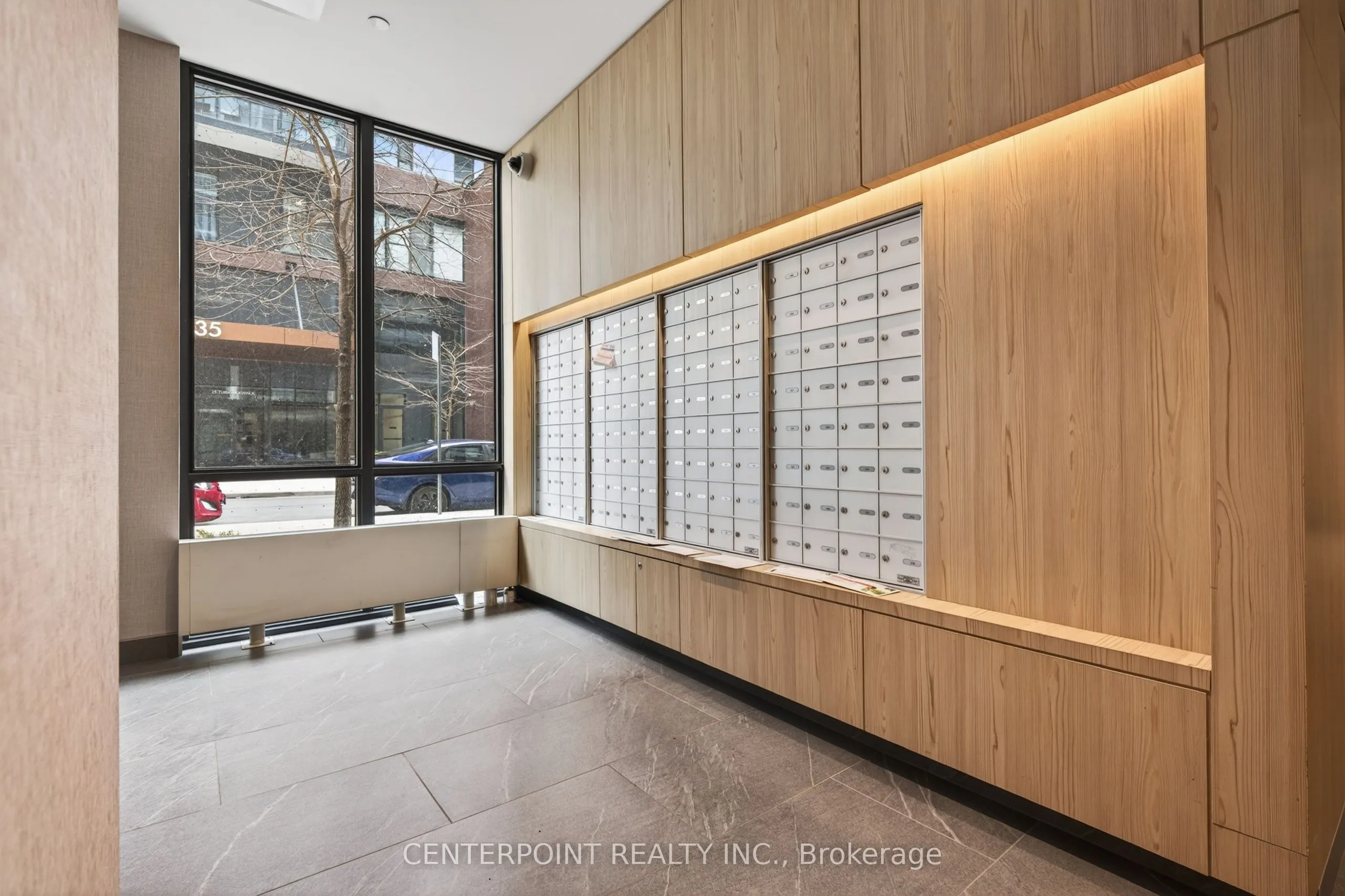 34 Tubman Avenue #1102E