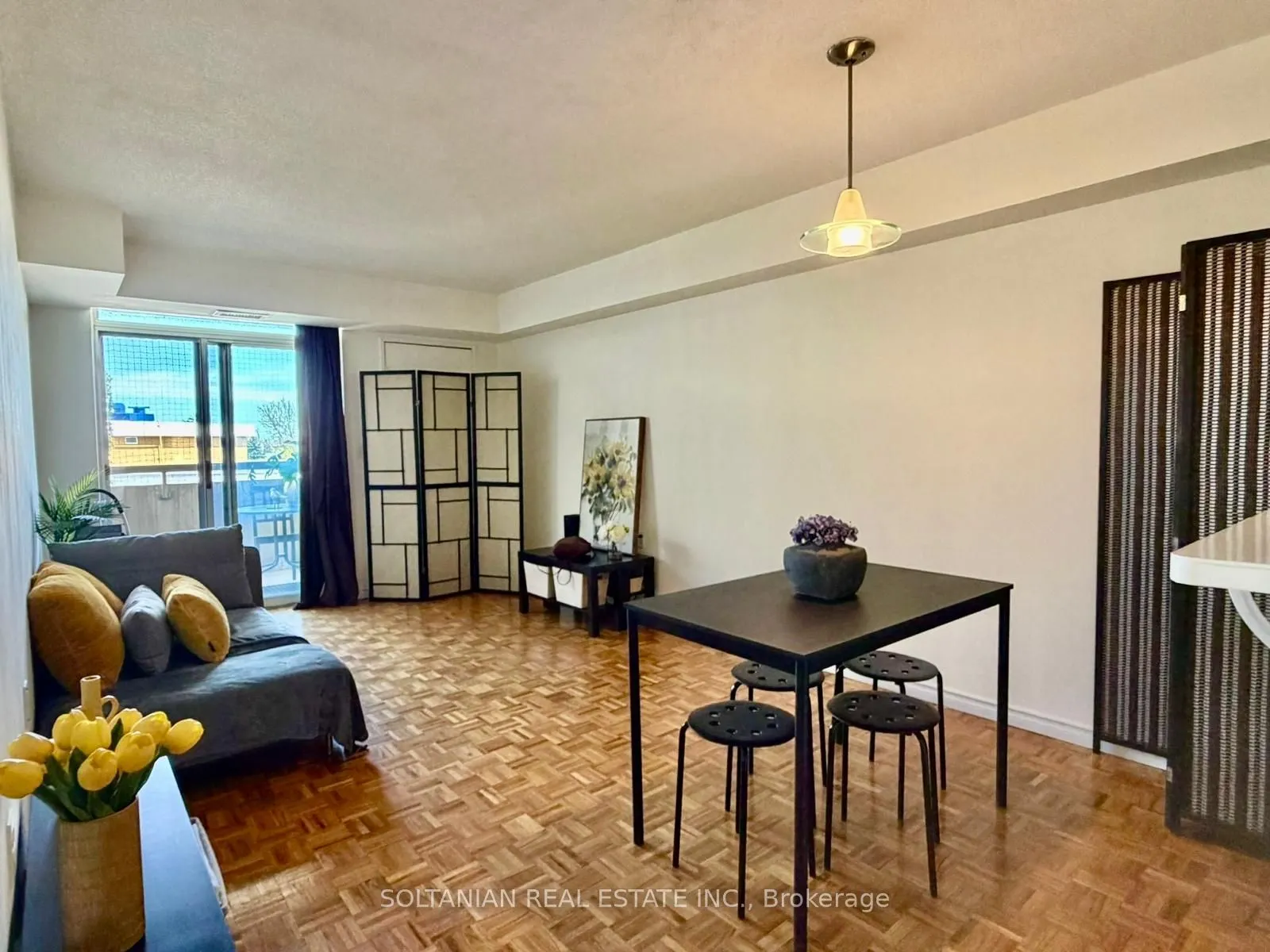 555 Wilson Hts Boulevard #402