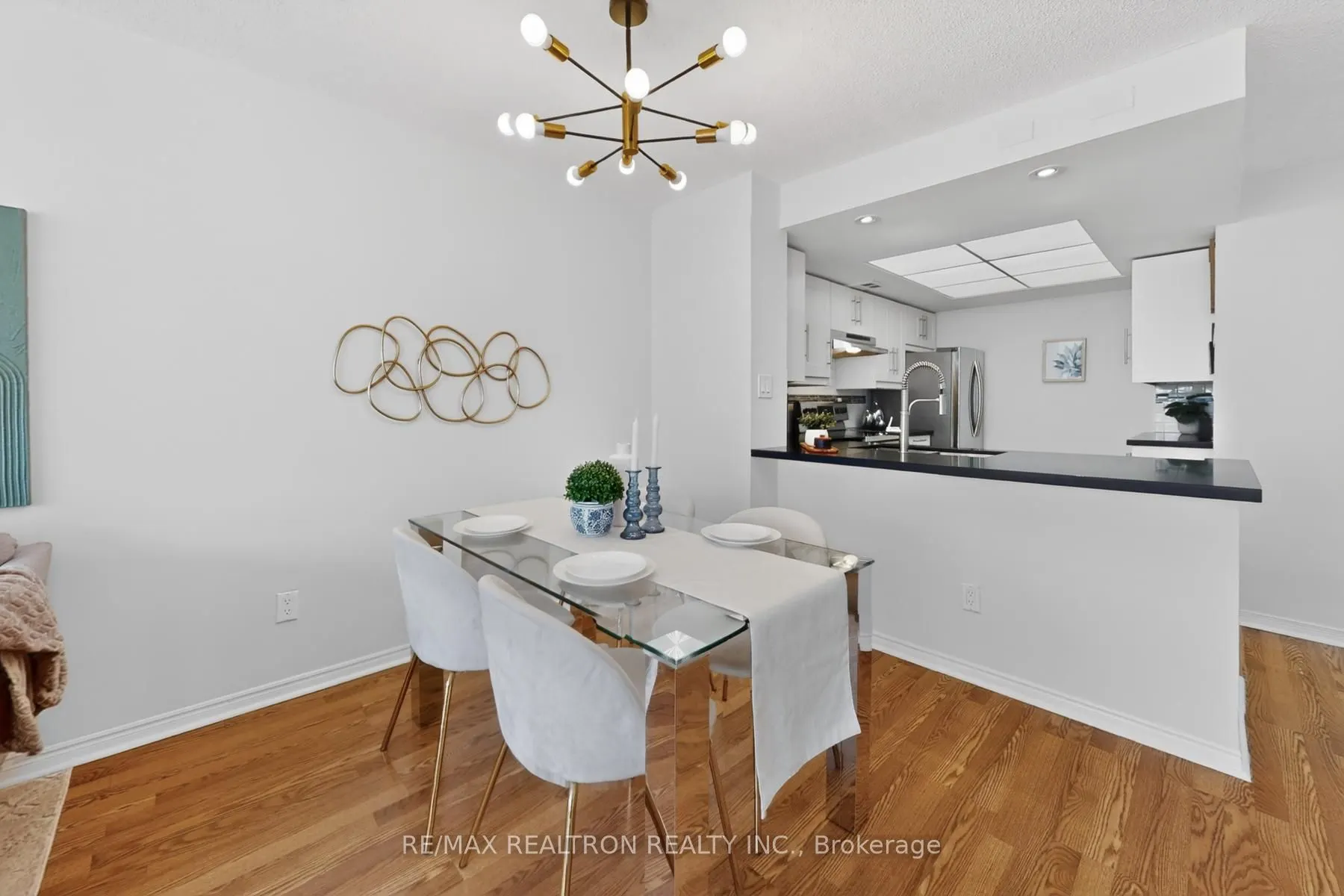 5765 Yonge Street #410