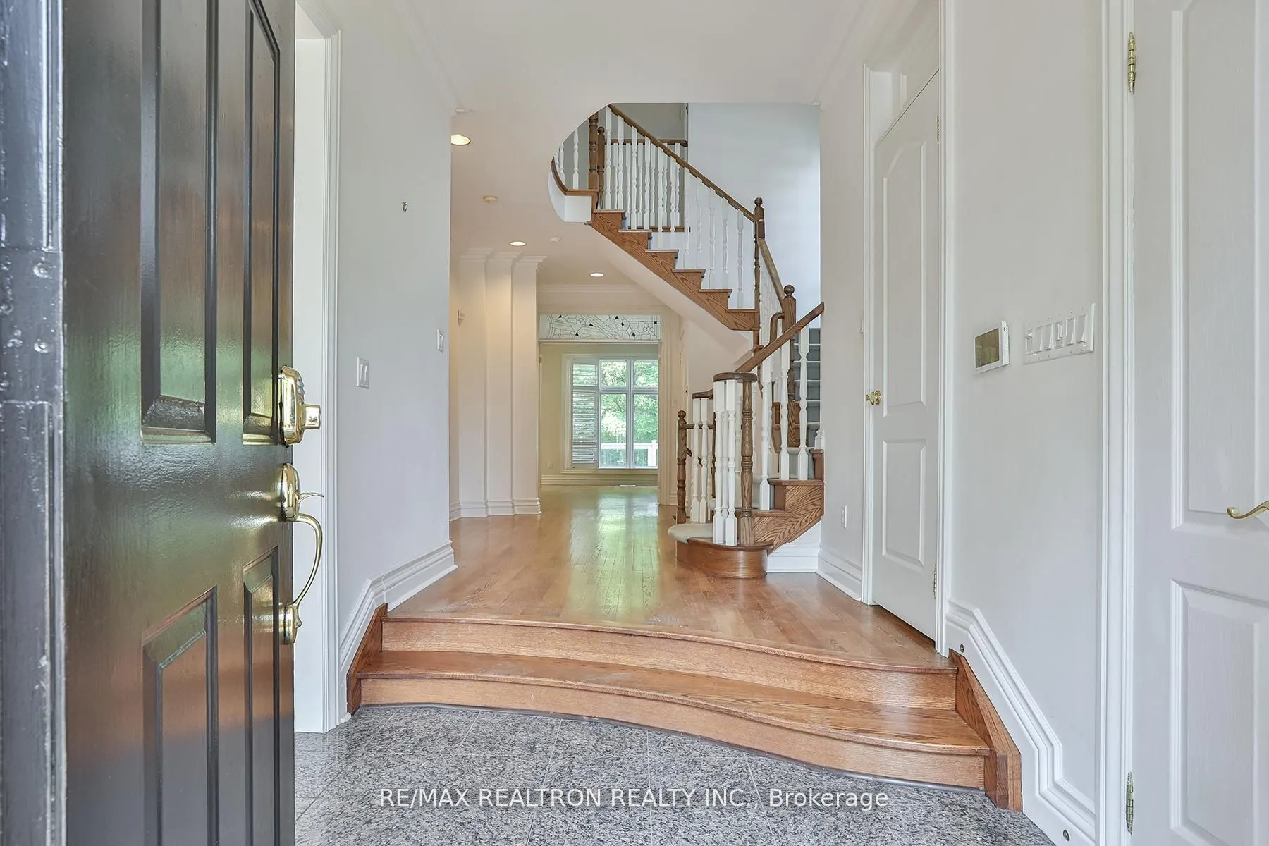38 GWENDOLEN Crescent