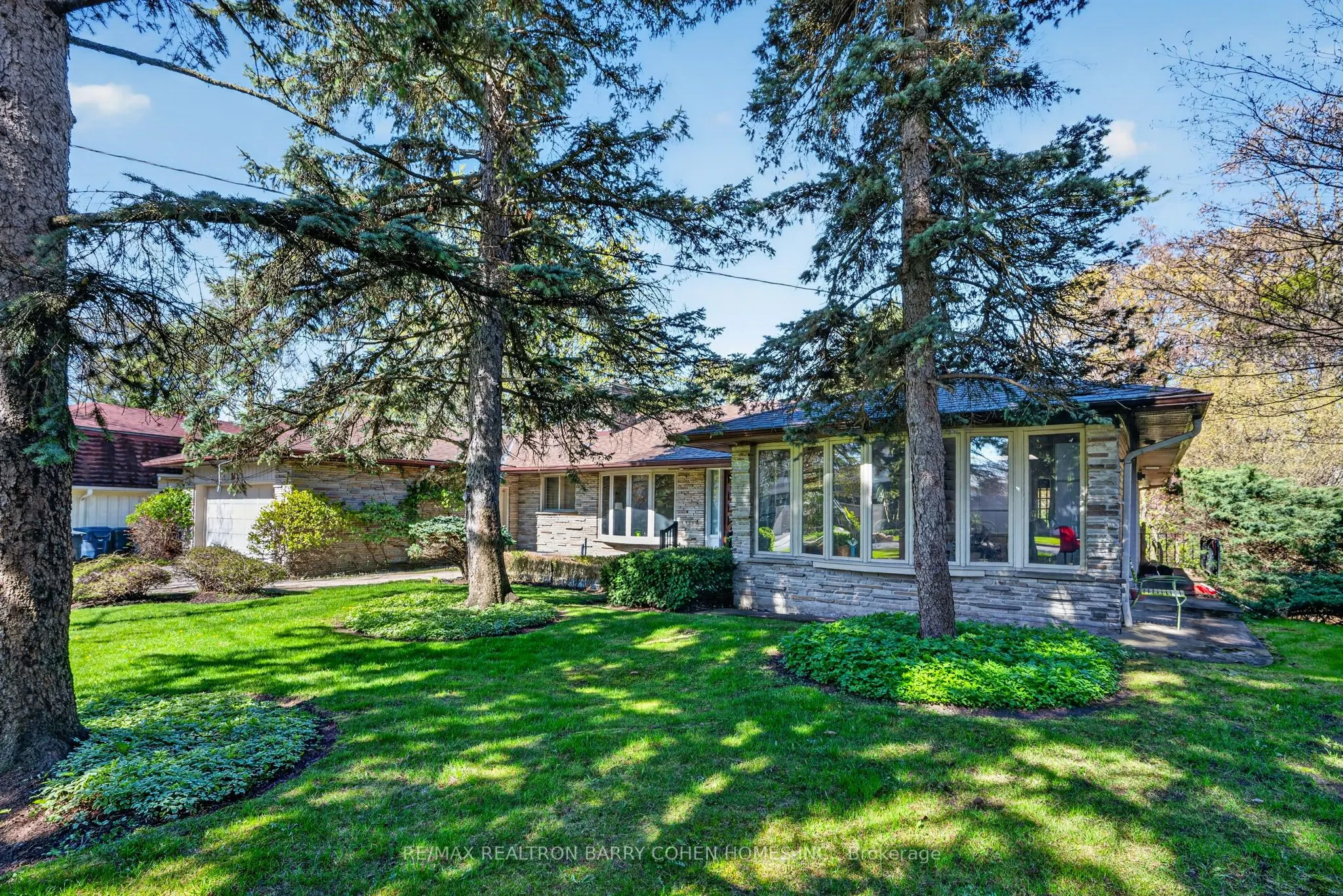 18 Brian Cliff Drive
