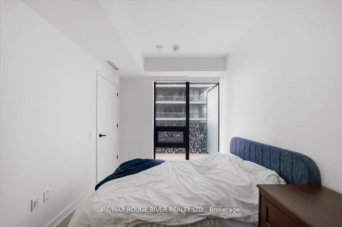 55 Charles Street E #3808