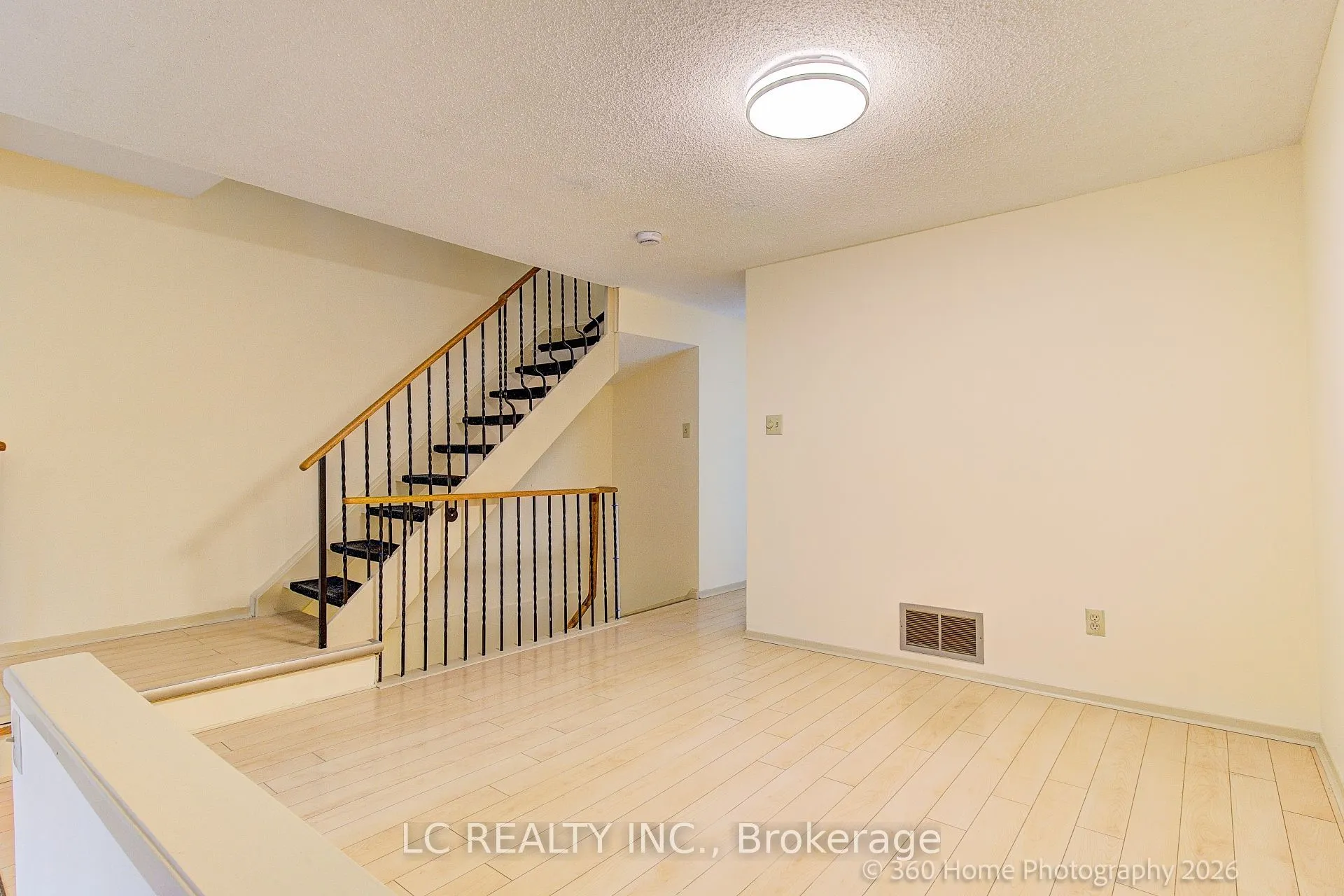 70 Dutch myrtle Way #29
