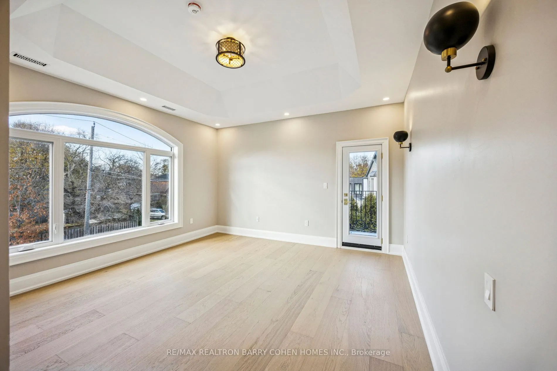 1 Lynnhaven Road