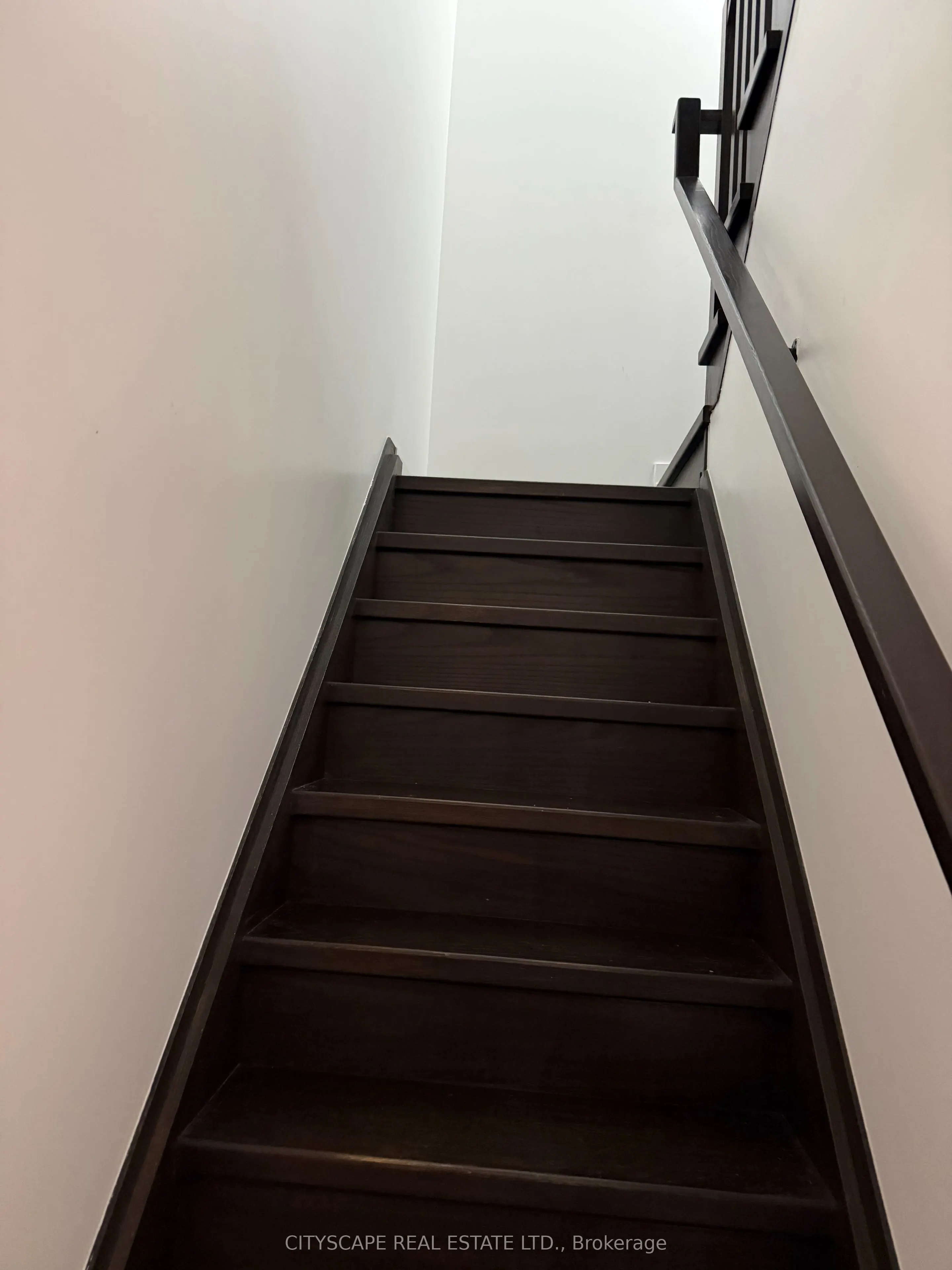20 Bruyeres Mews #Th03