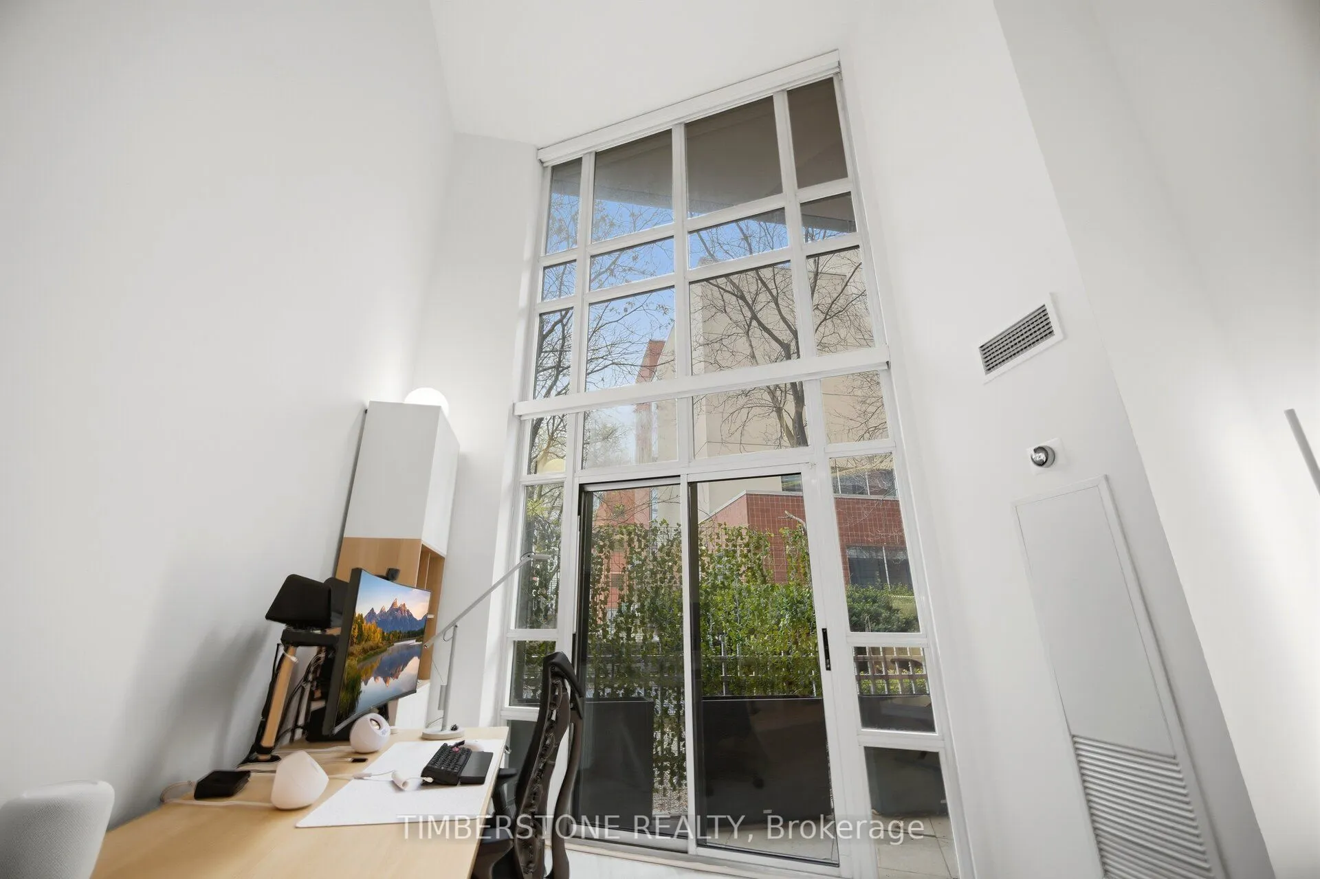 255 Richmond Street E #122