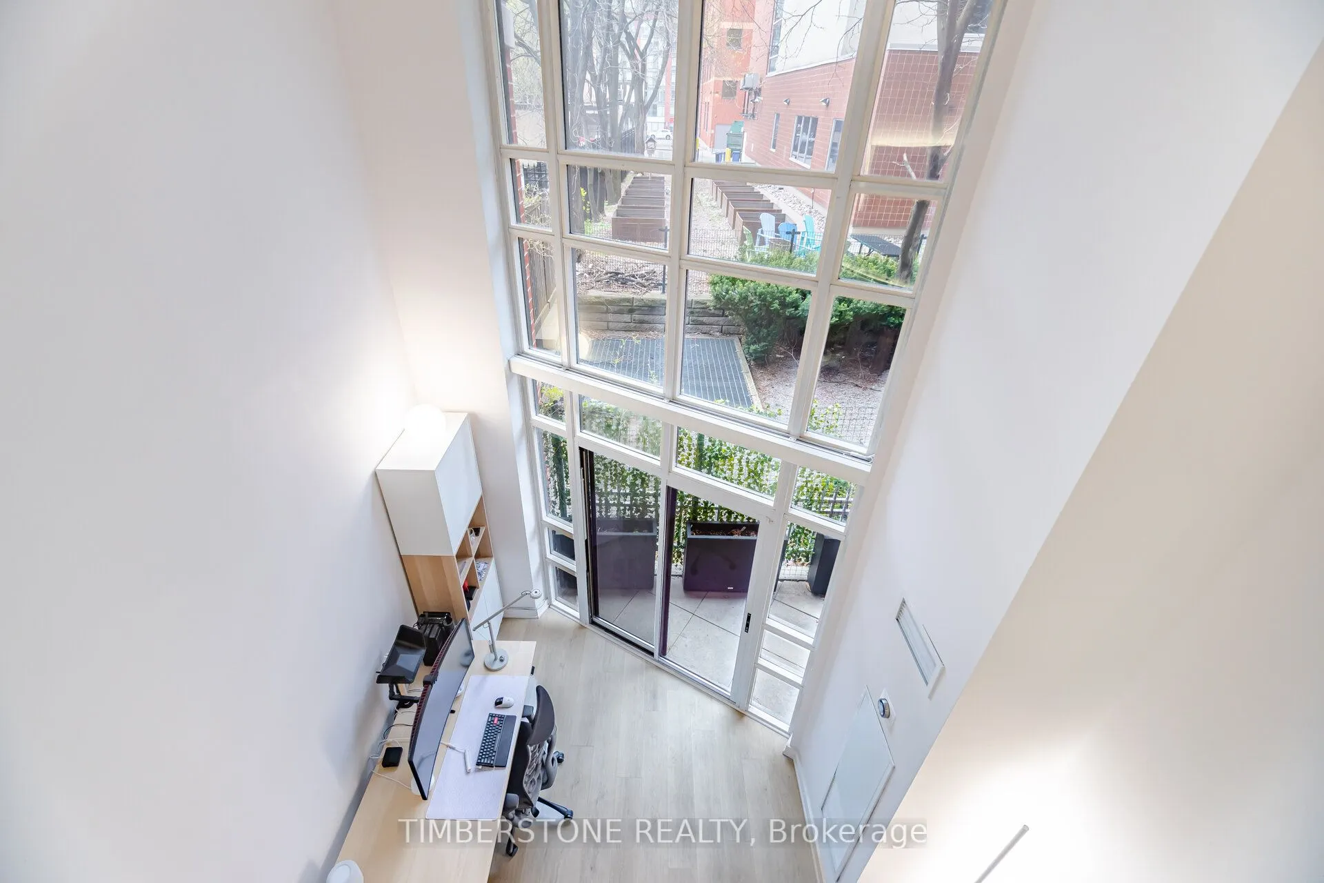 255 Richmond Street E #122