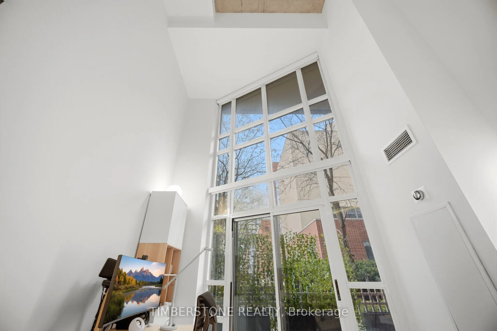 255 Richmond Street E #122
