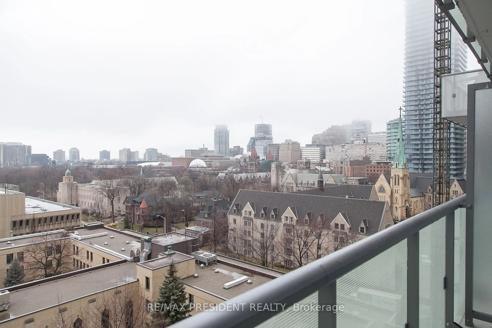 57 St Joseph Street #913