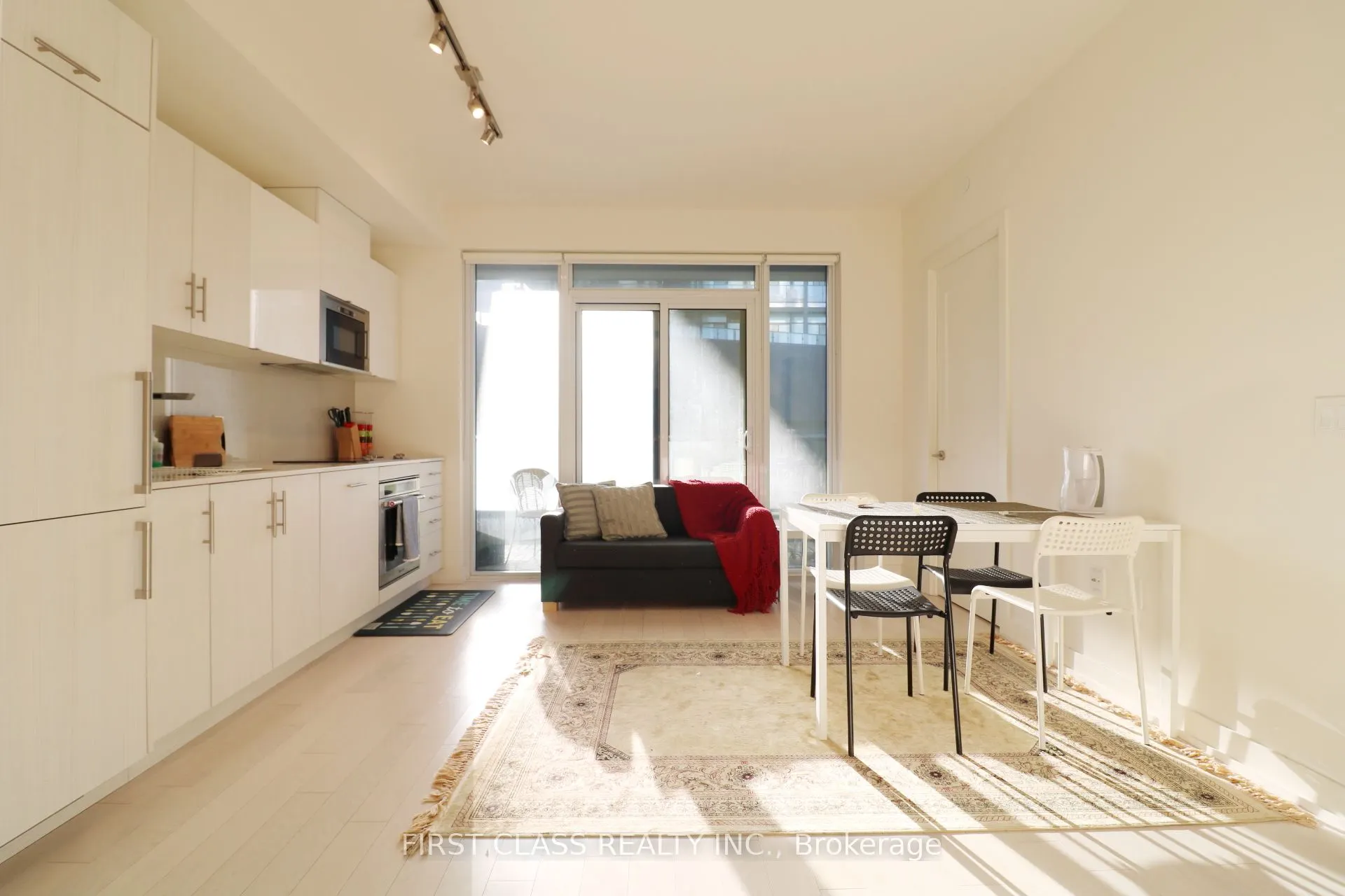 330 Richmond Street W #603 (Primary. BR)