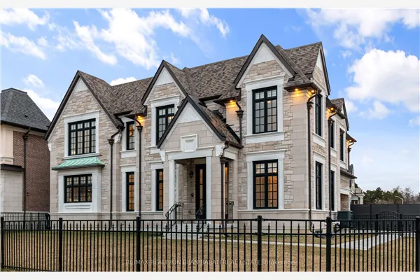 29 Ballyconnor Court