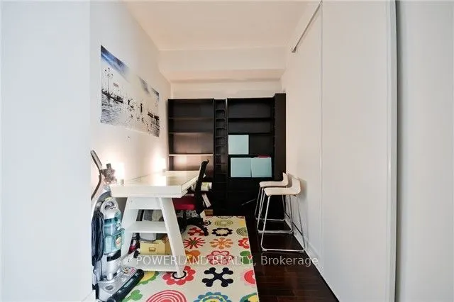 33 Charles Street E #2601