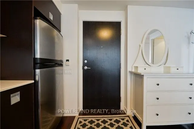 33 Charles Street E #2601