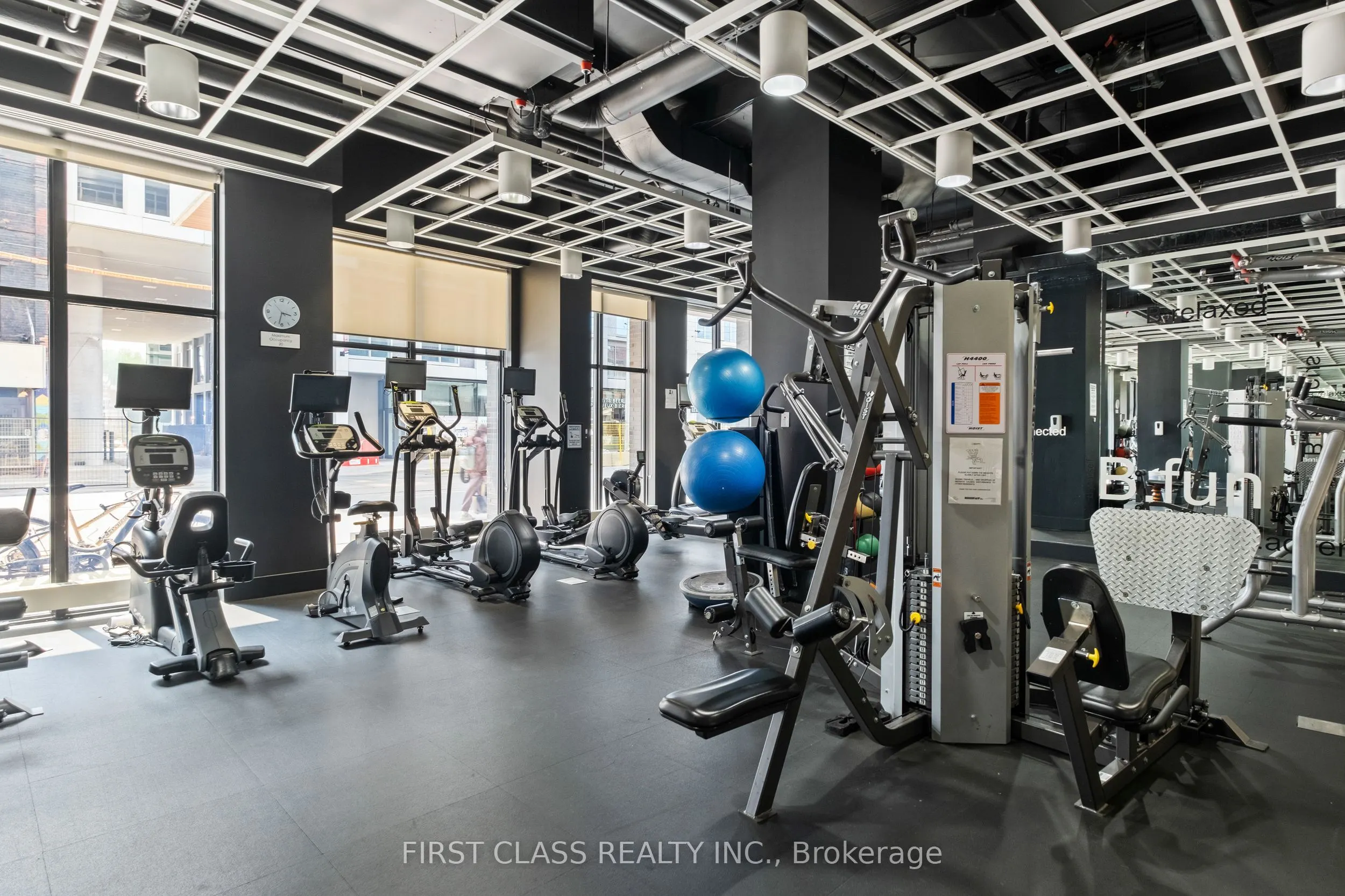 783 Bathurst Street #413