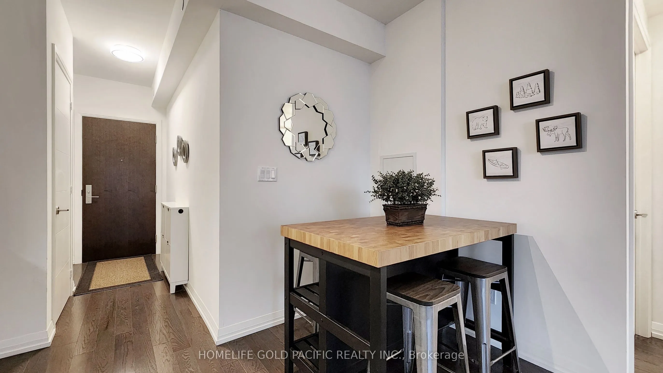 460 Adelaide Street E #1718