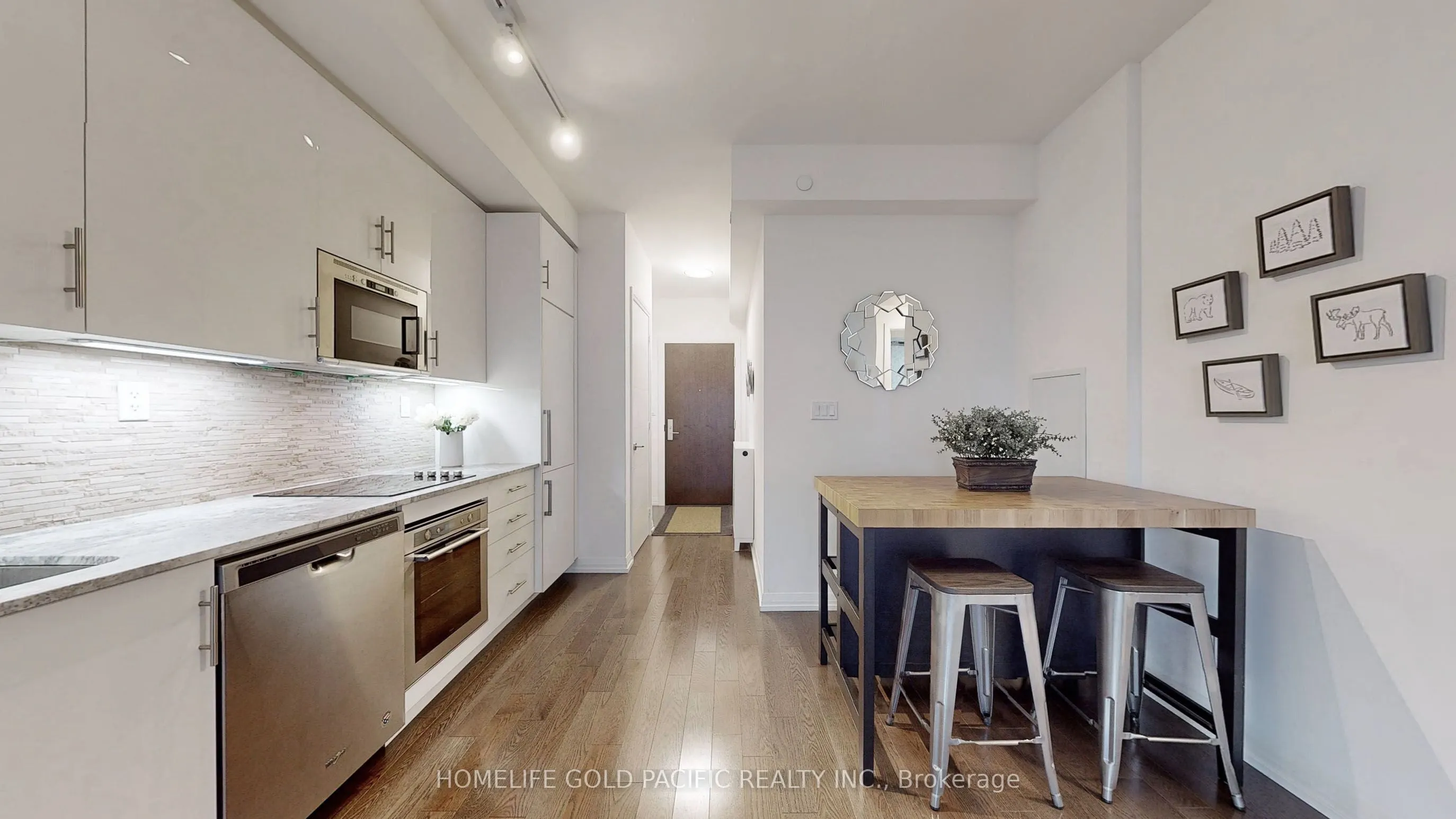 460 Adelaide Street E #1718