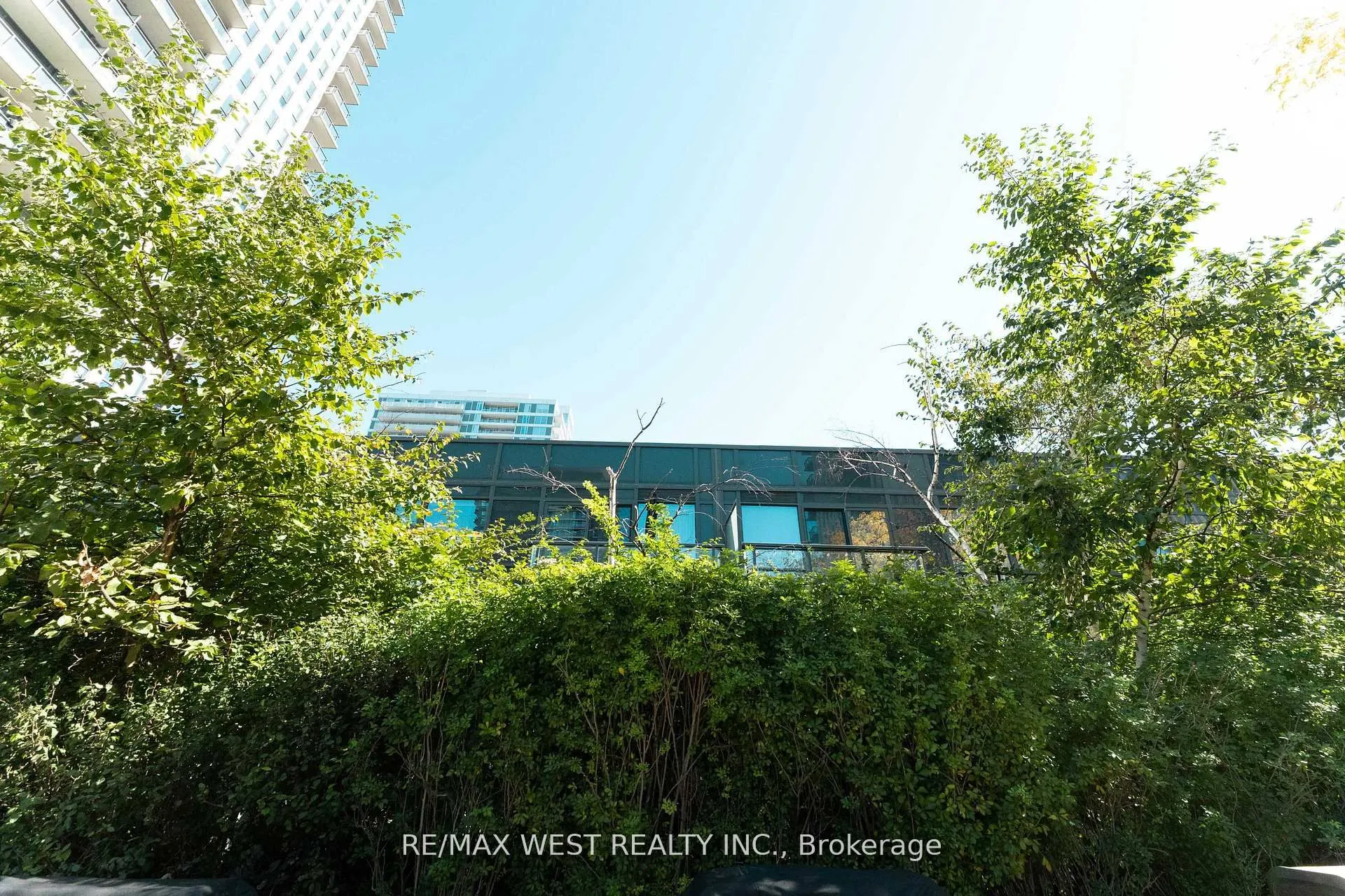 170 Sumach Street #507