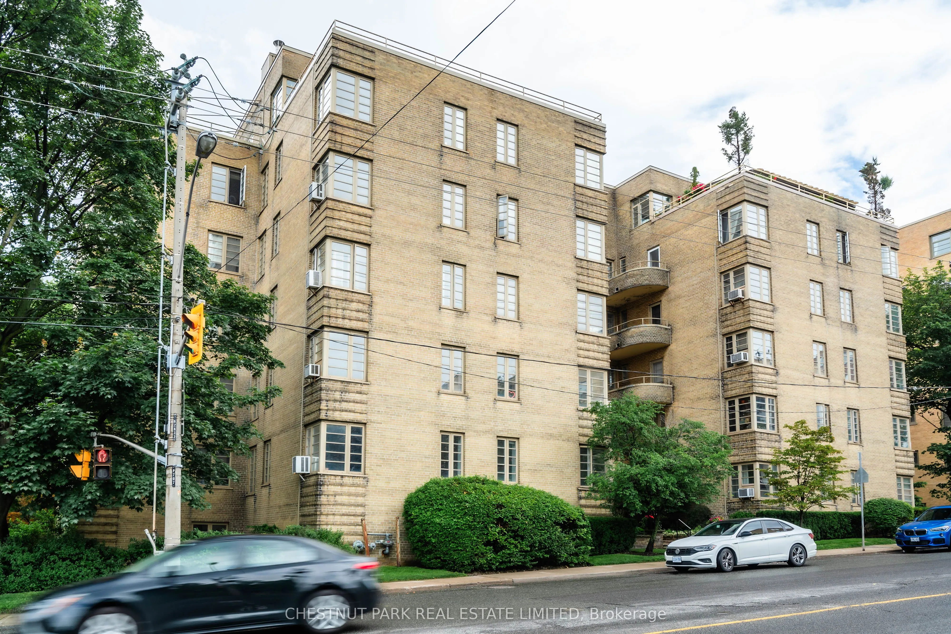707 Eglinton Avenue W #403