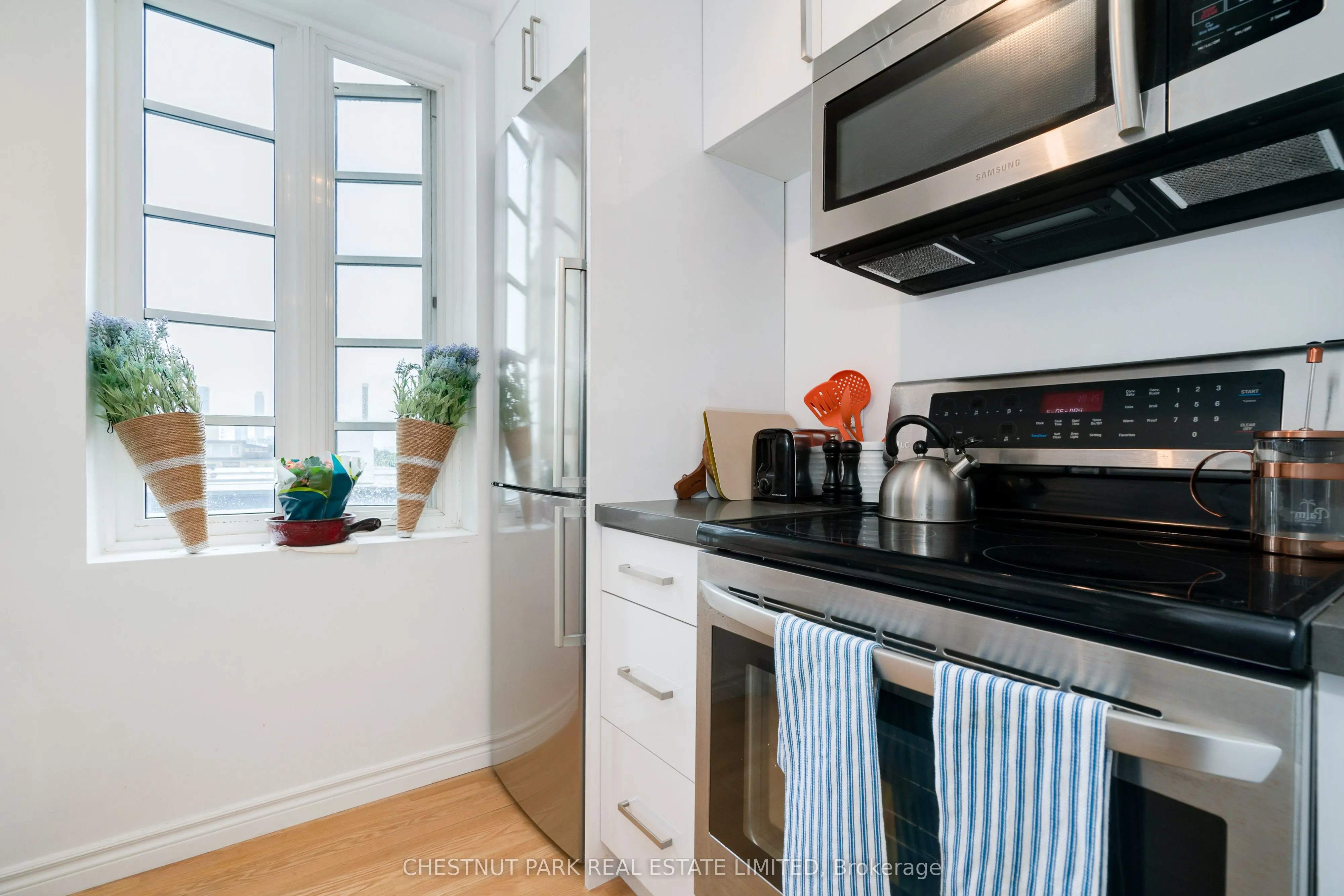 707 Eglinton Avenue W #403
