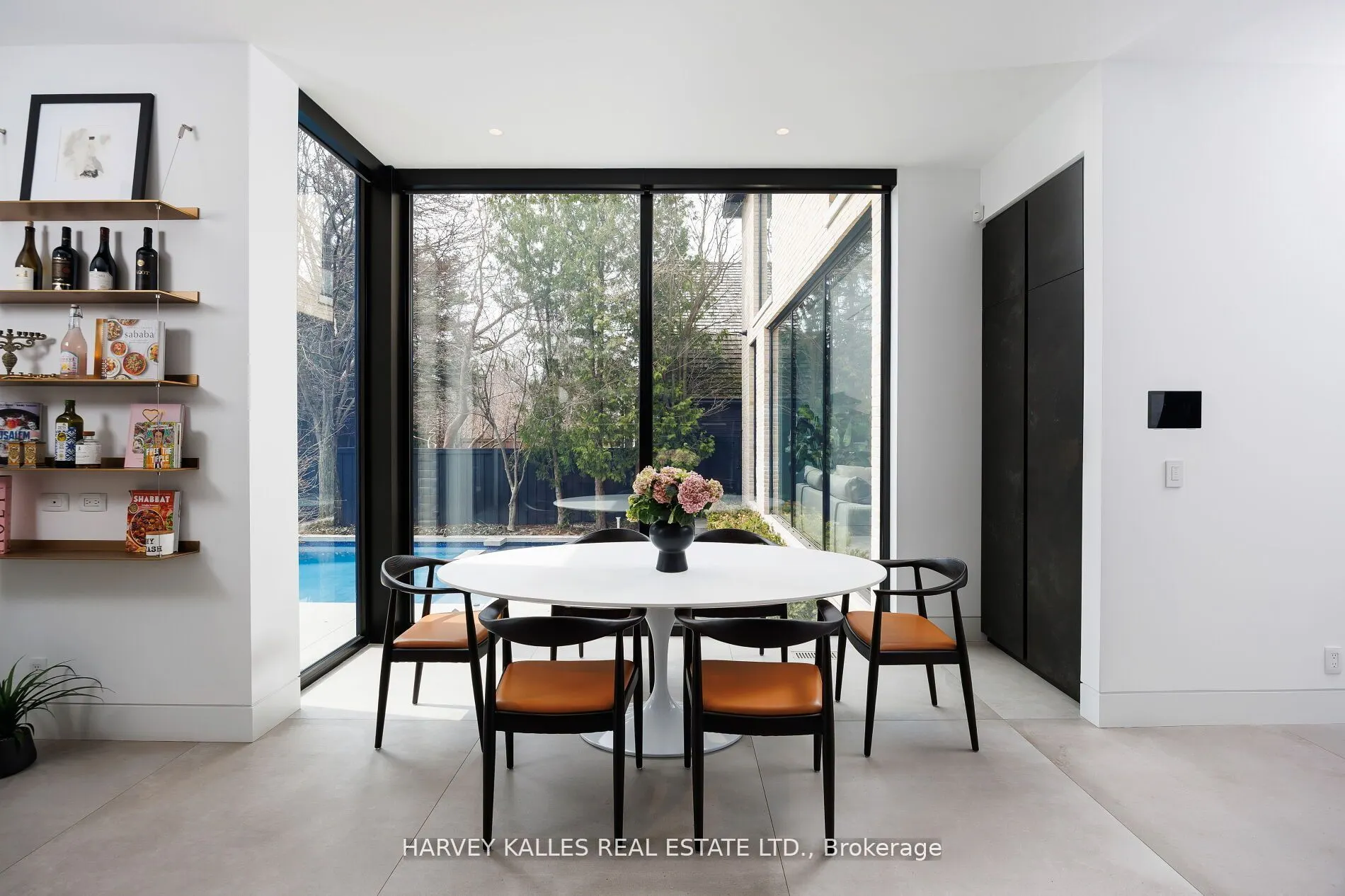 5 Dewbourne Avenue