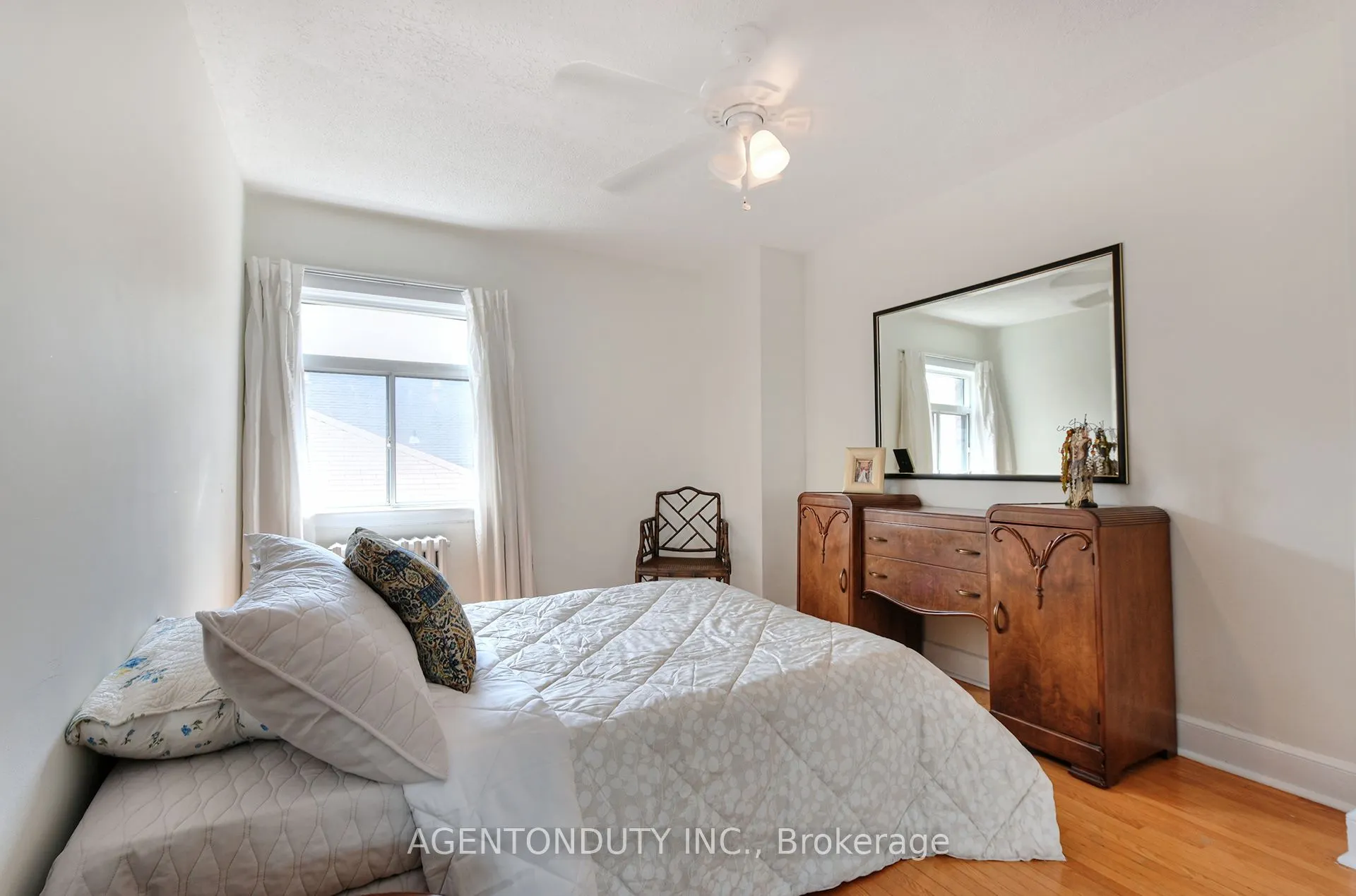 1646 Bathurst Street #17