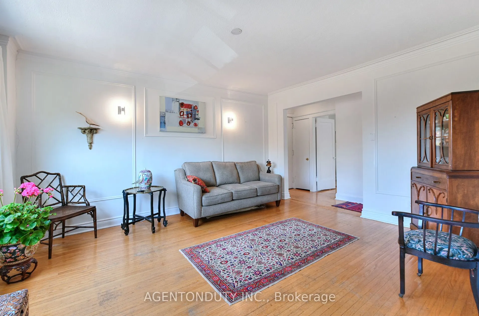 1646 Bathurst Street #17
