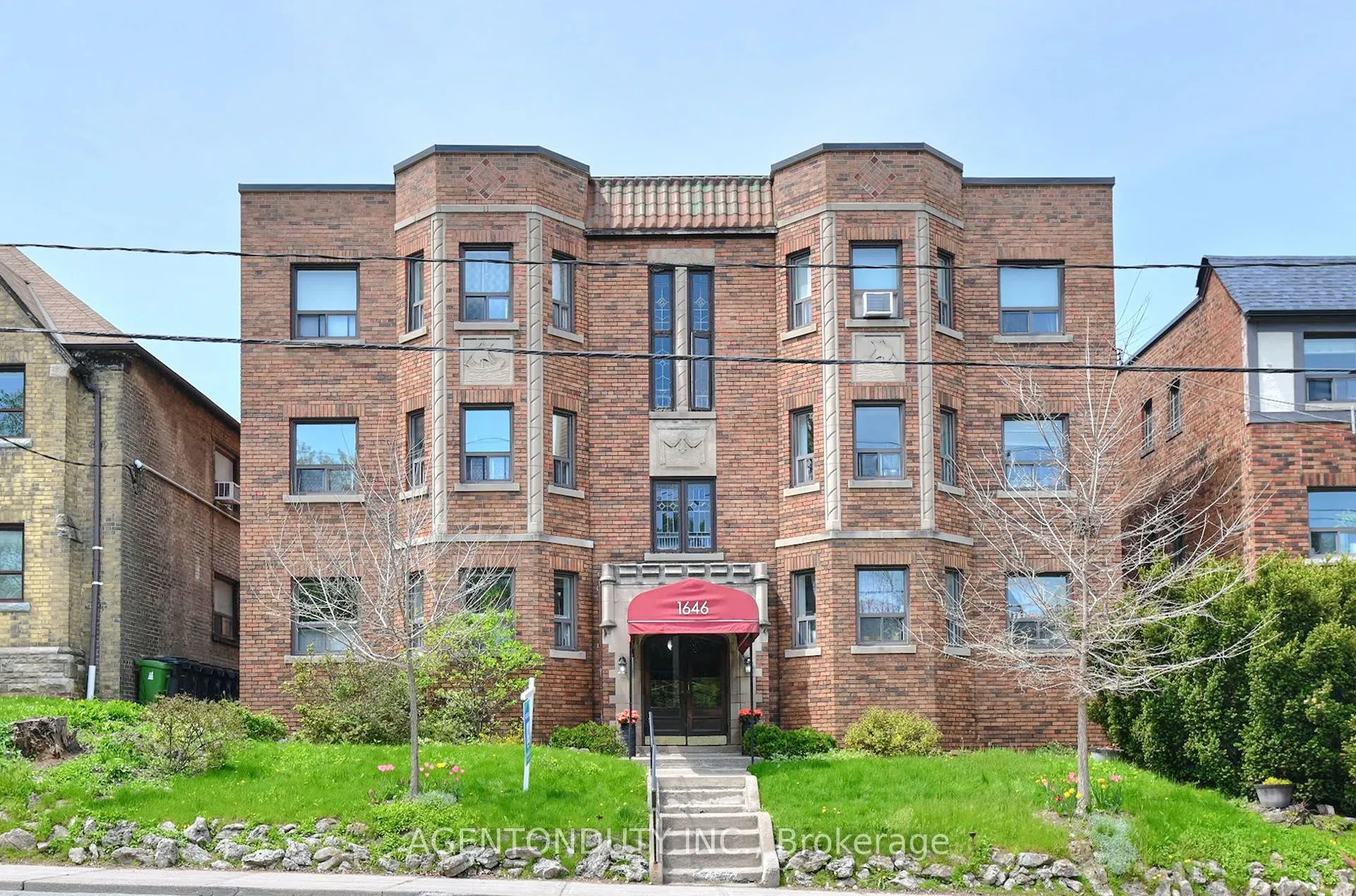 1646 Bathurst Street #17