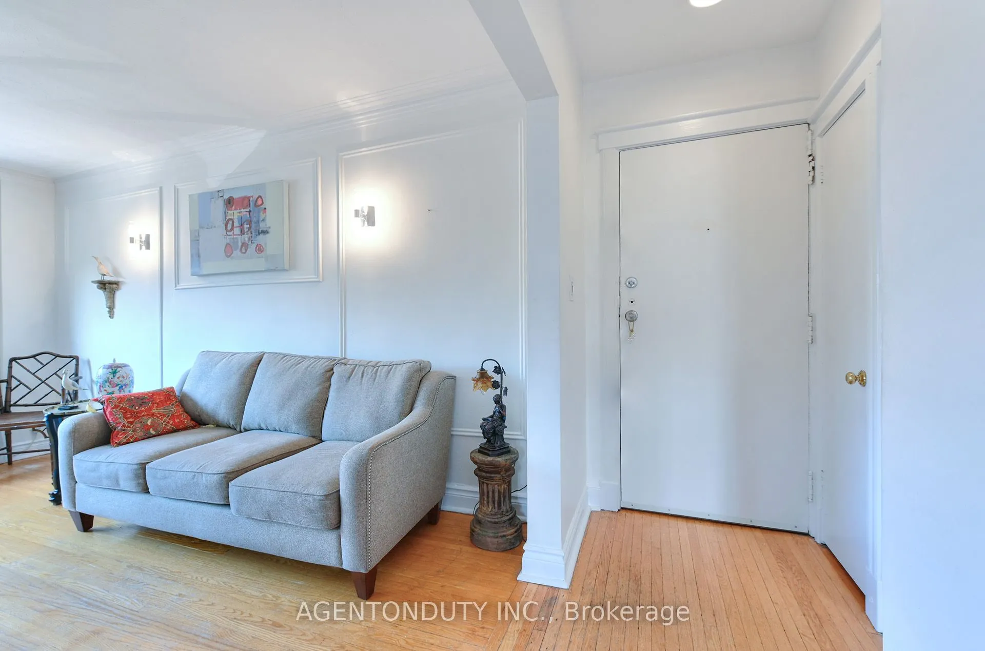 1646 Bathurst Street #17