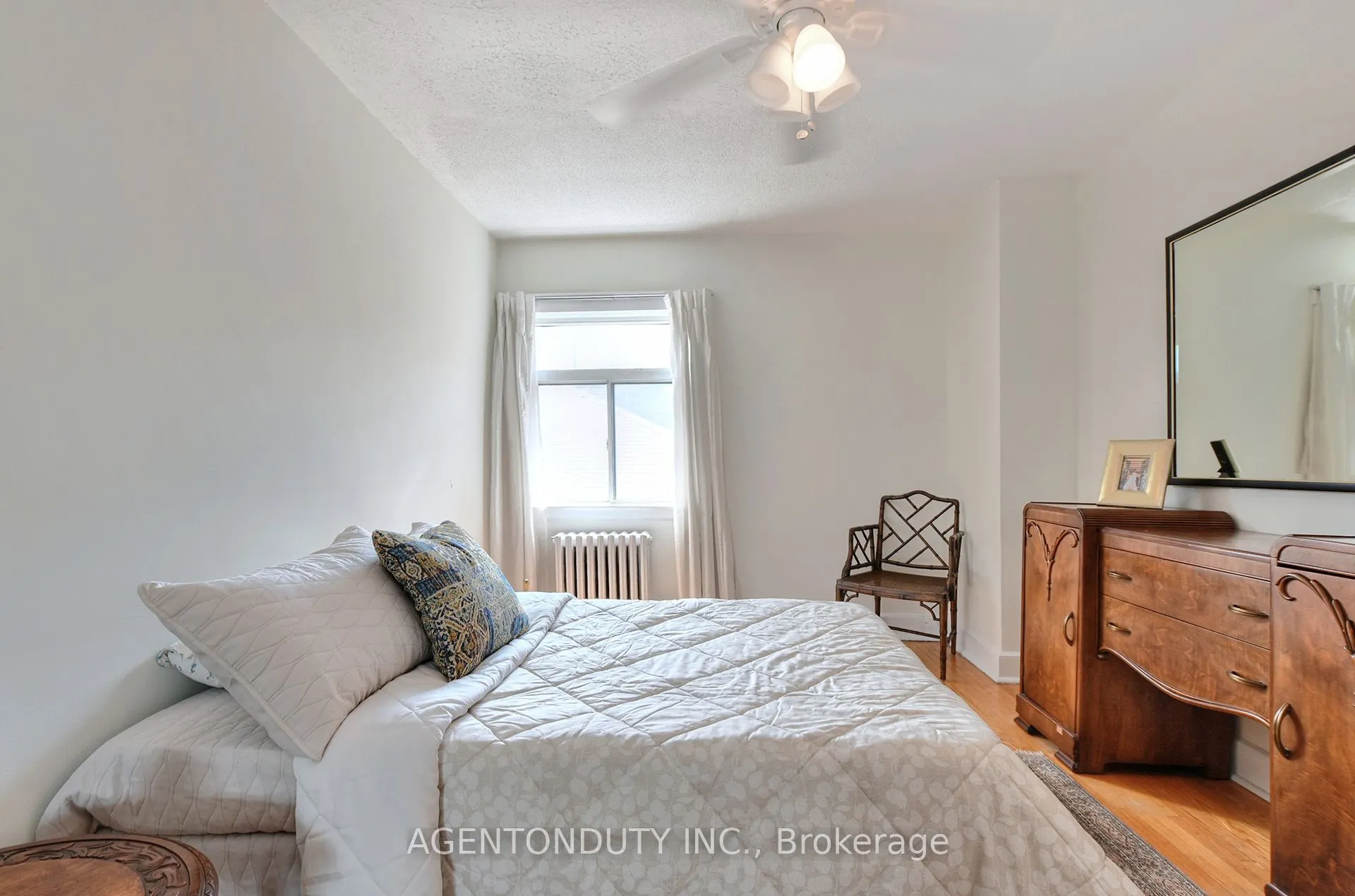 1646 Bathurst Street #17