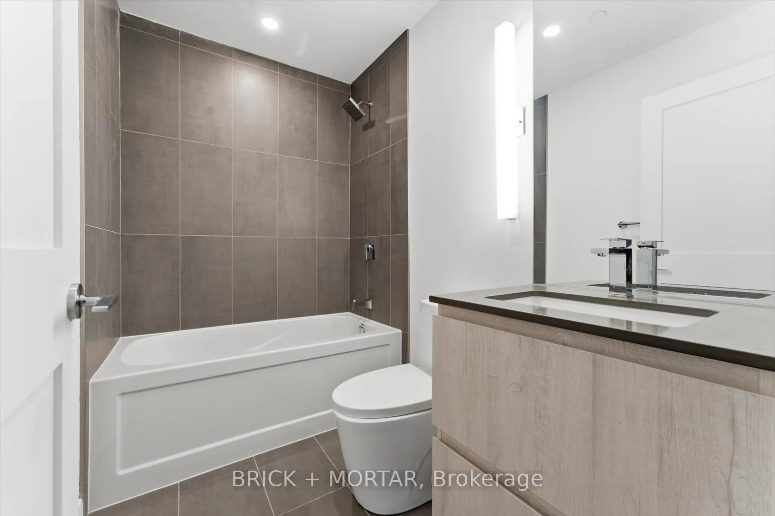 1 Hillsdale Avenue W #301