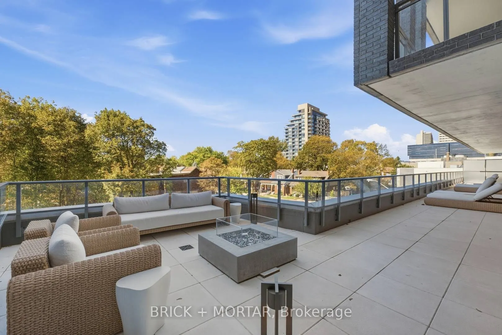 1 Hillsdale Avenue W #301