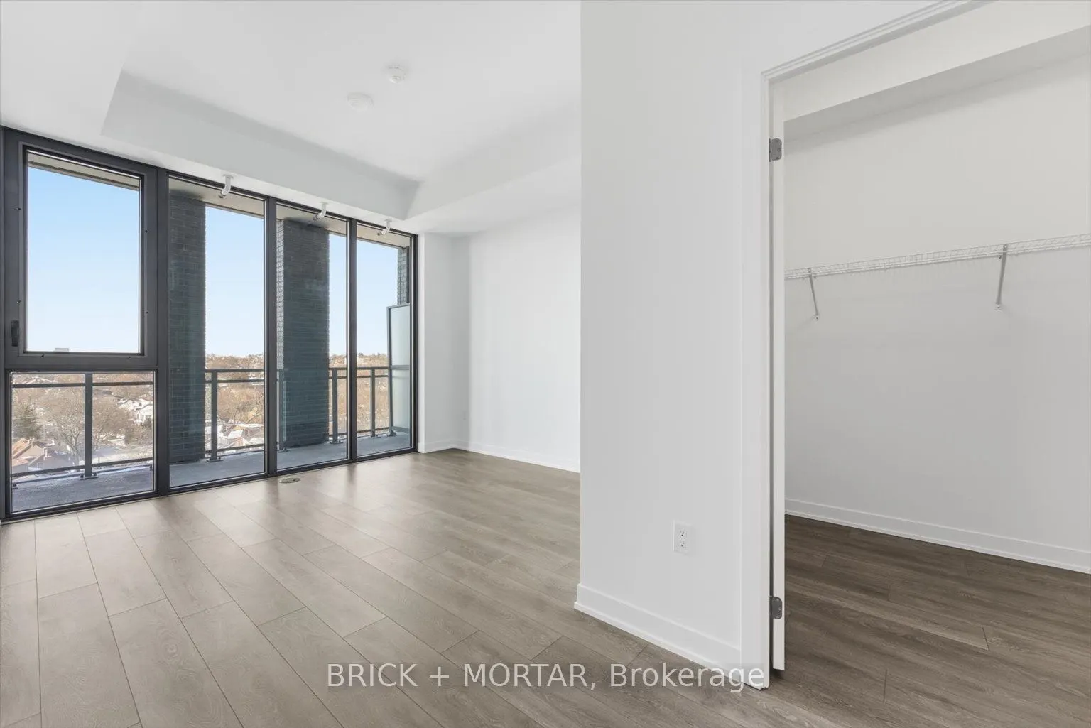 1 Hillsdale Avenue W #806