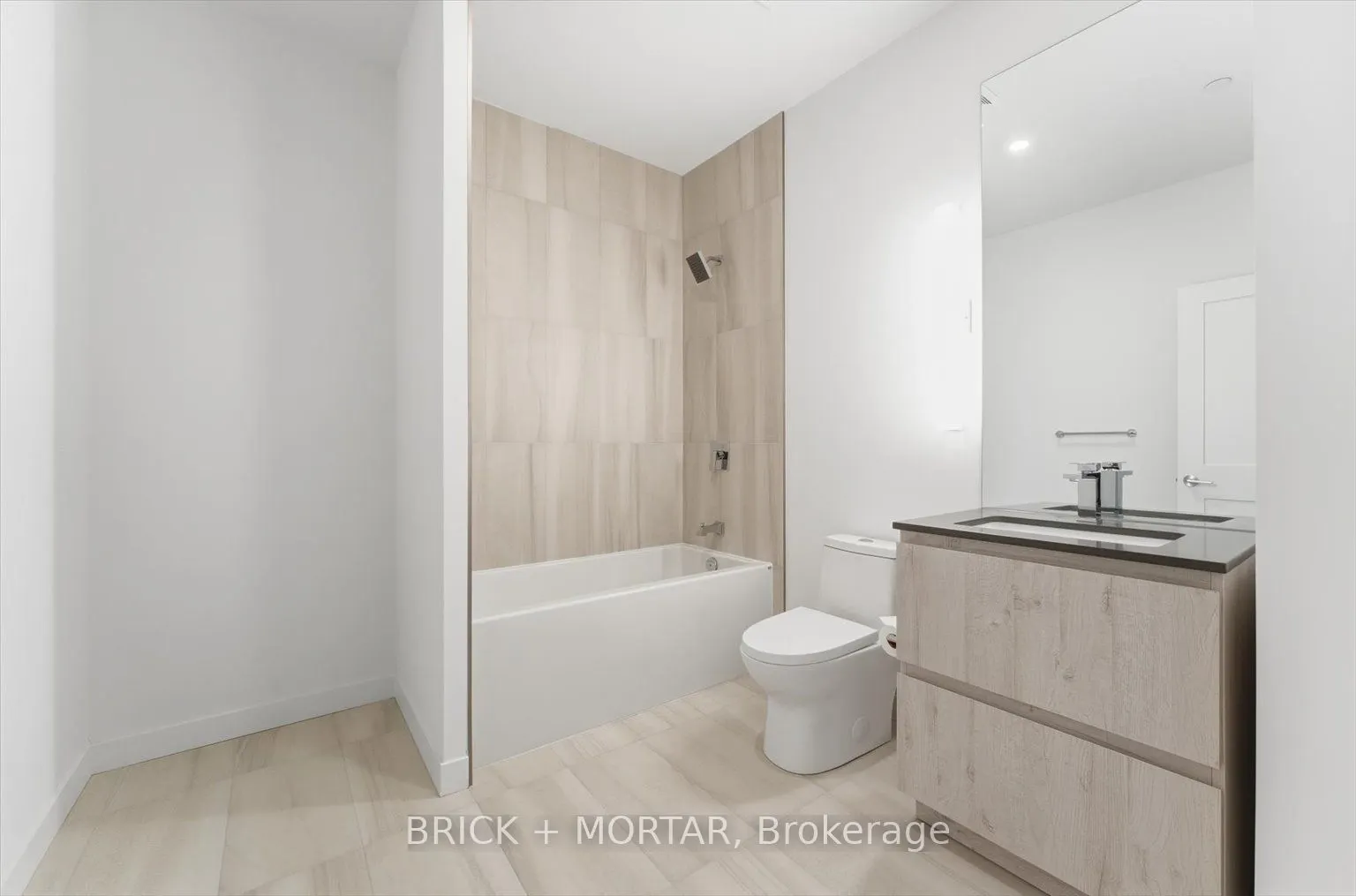1 Hillsdale Avenue W #806