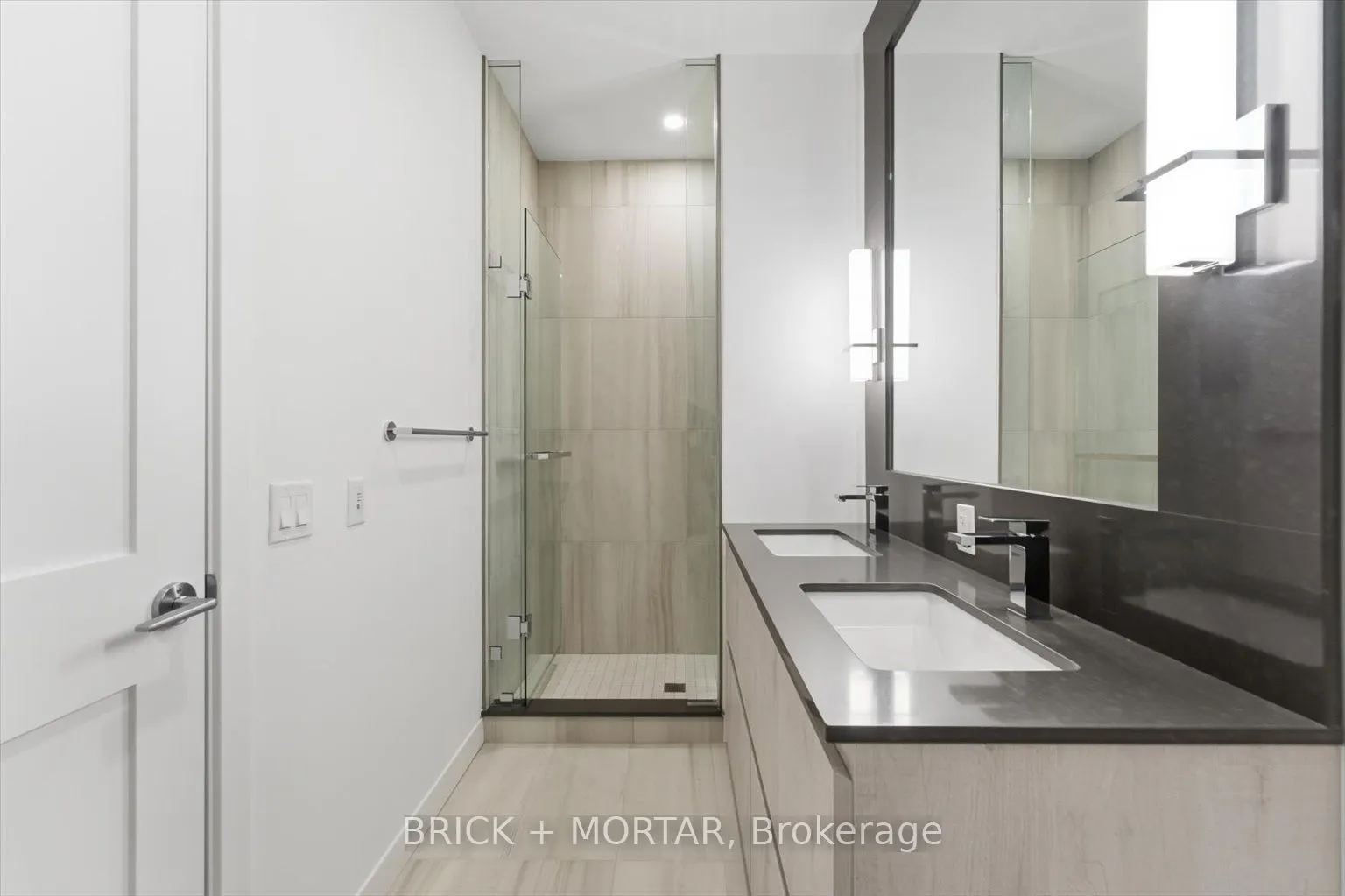 1 Hillsdale Avenue W #806