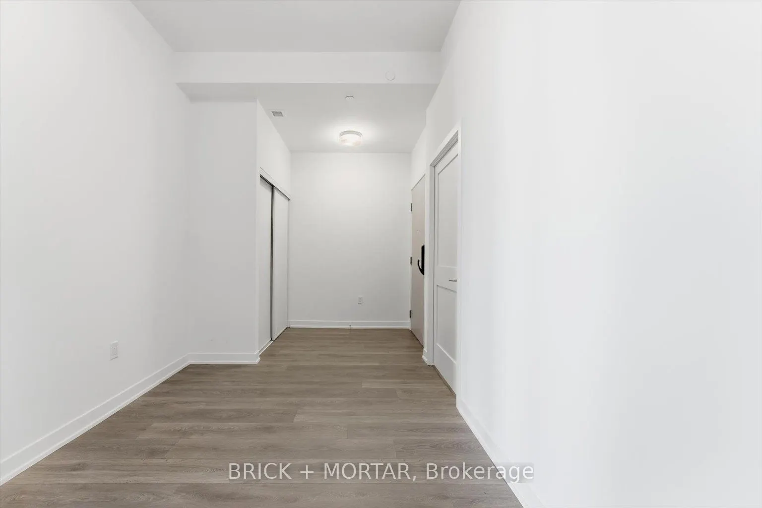 1 Hillsdale Avenue W #806