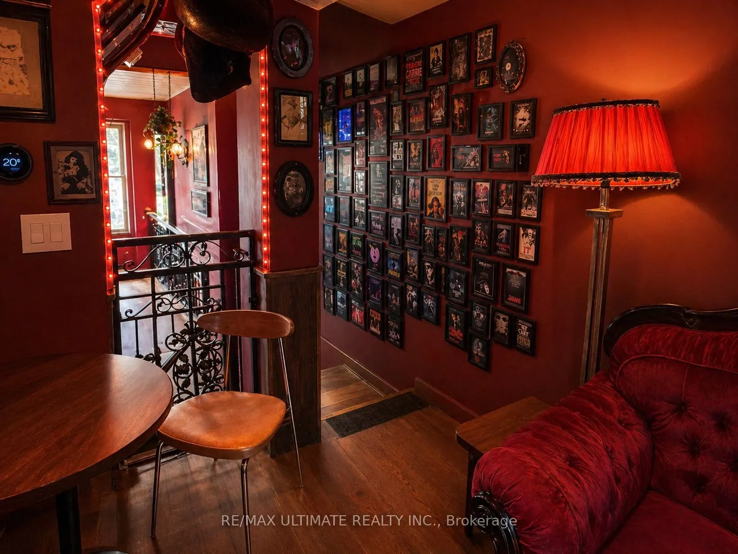 13 OSSINGTON Avenue
